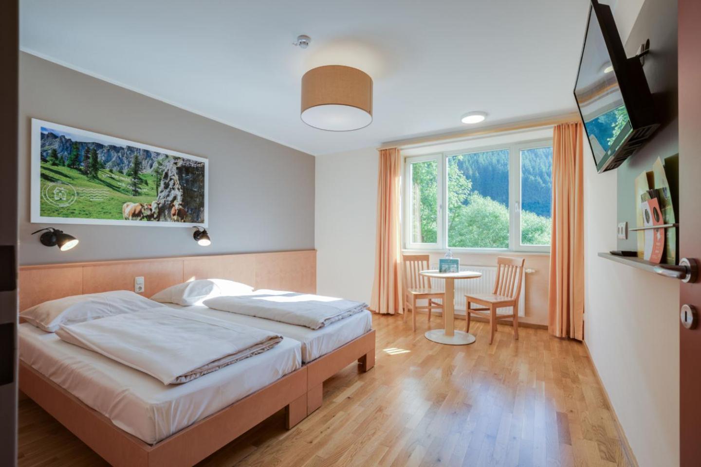 Family Room with 2 Bedrooms - Photo 1