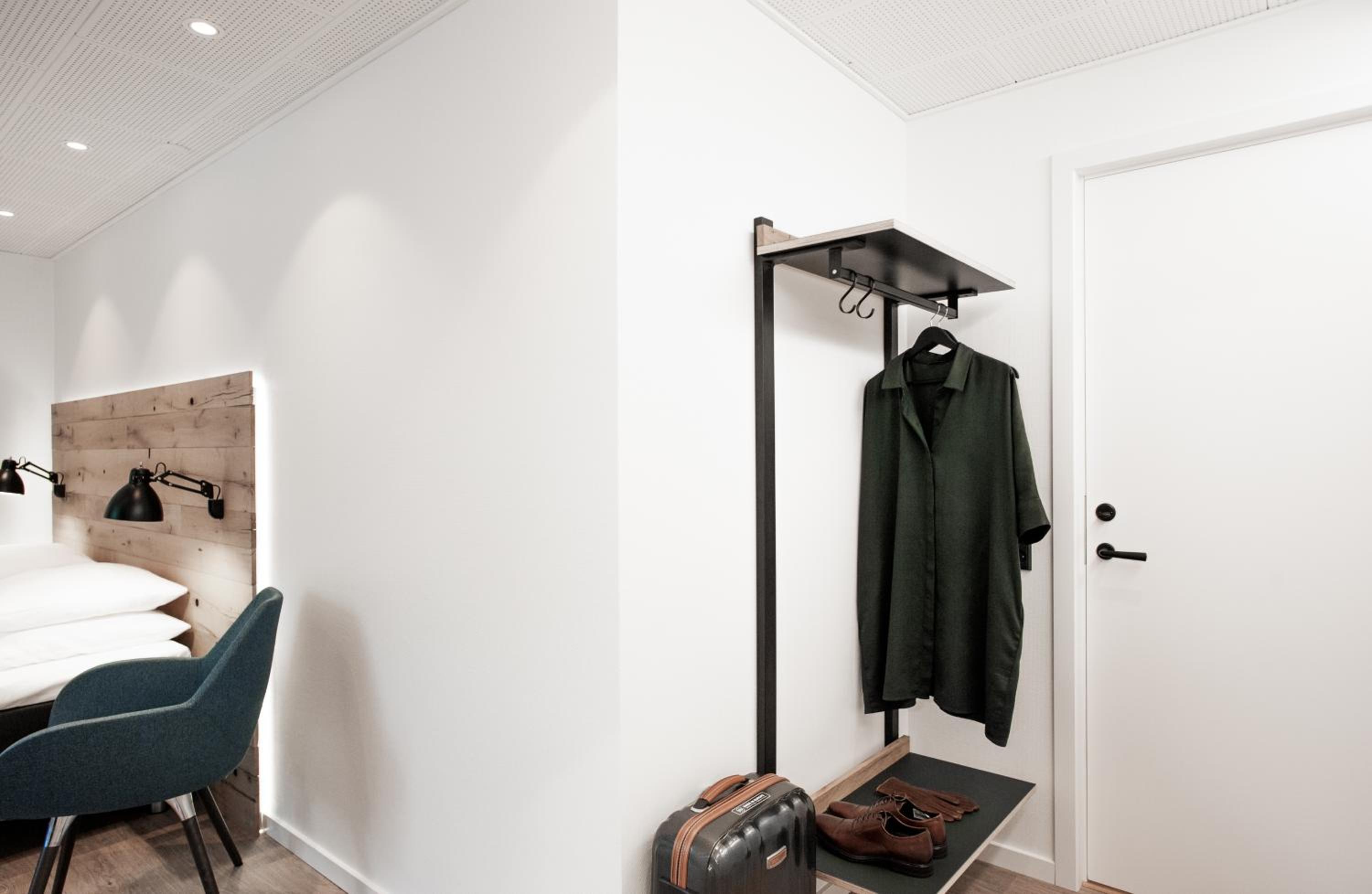 Double Room - Photo 8