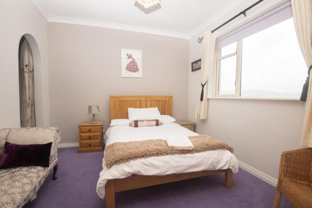 Three-Bedroom Vacation Home  photo 1
