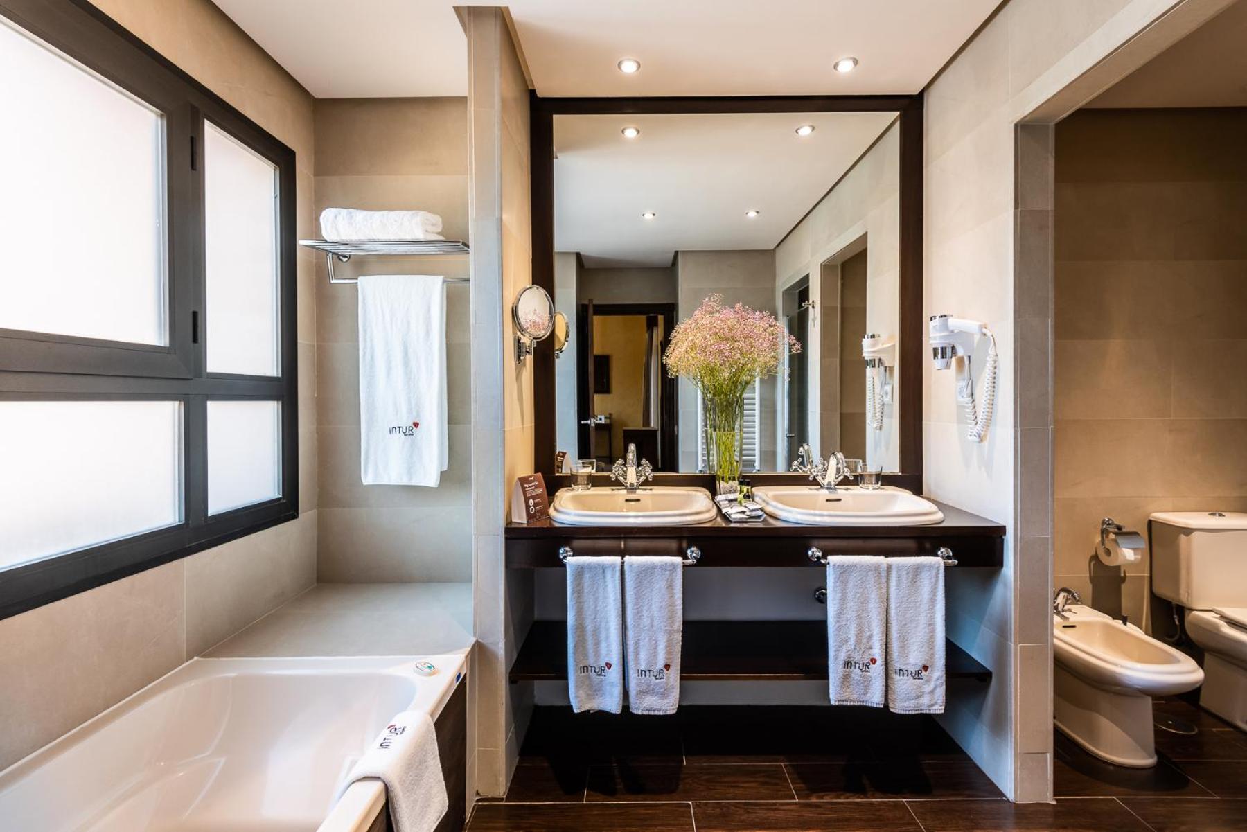 Junior Suite - Photo 5