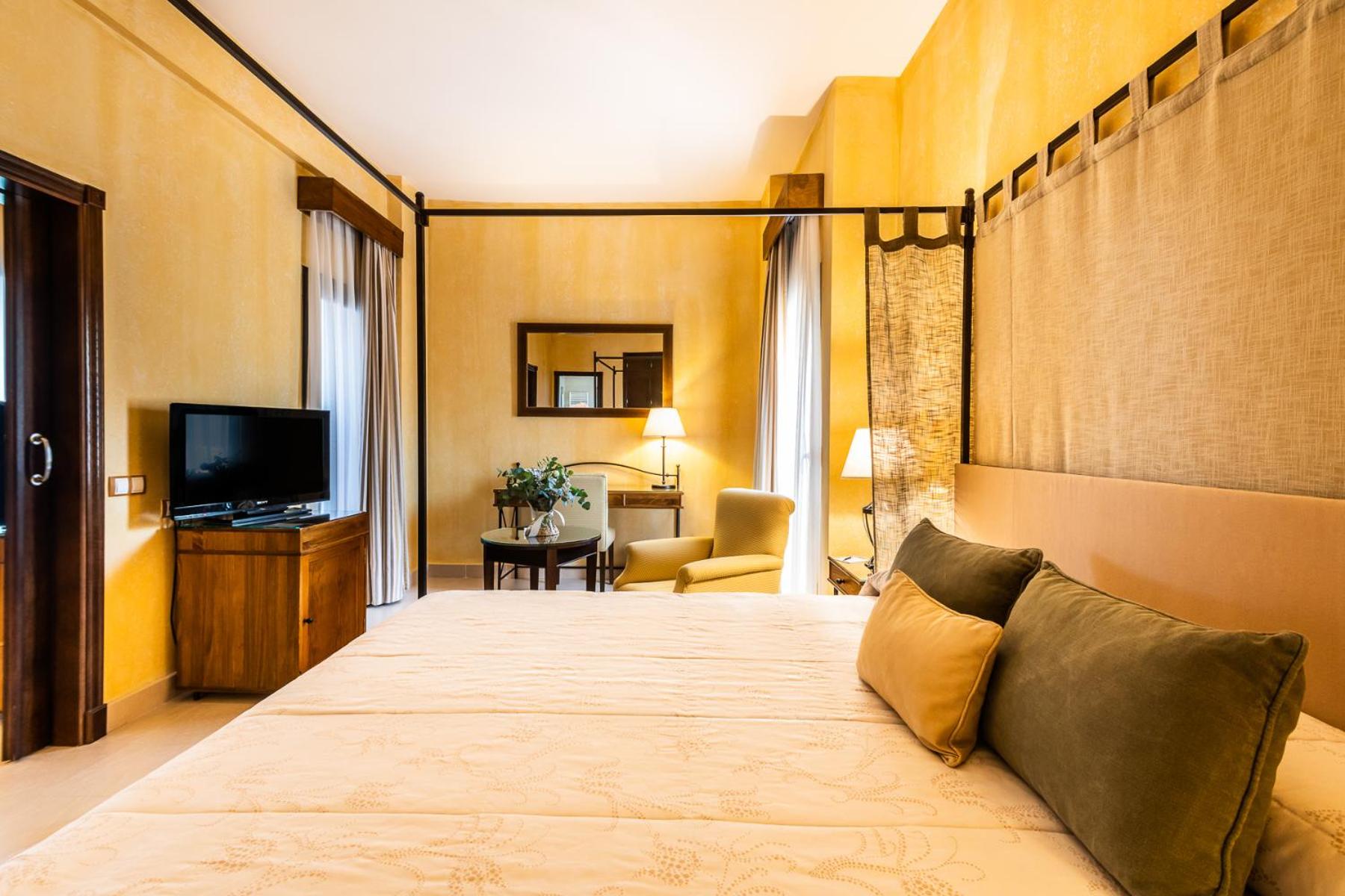 Junior Suite - Photo 2