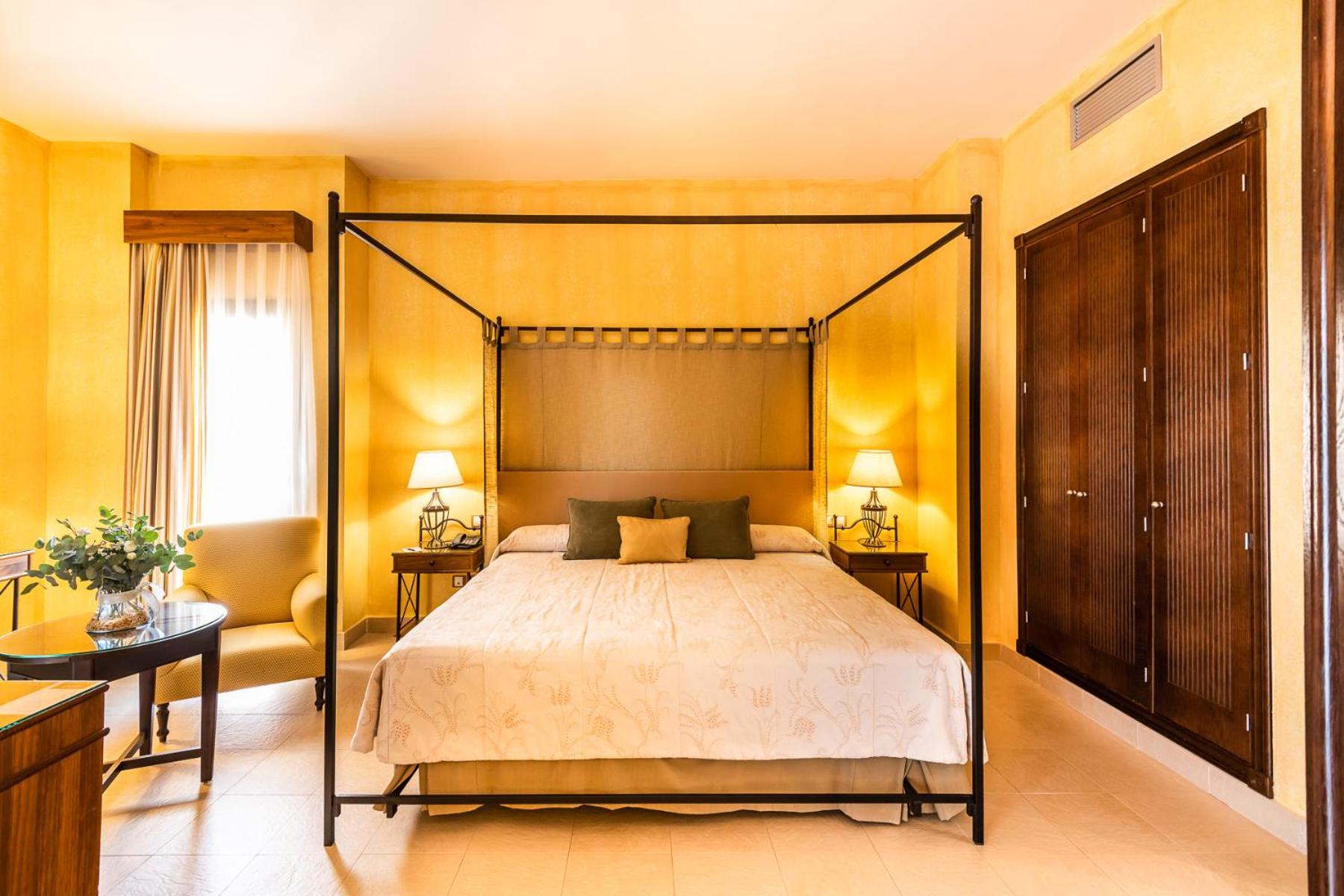 Junior Suite - Photo 1