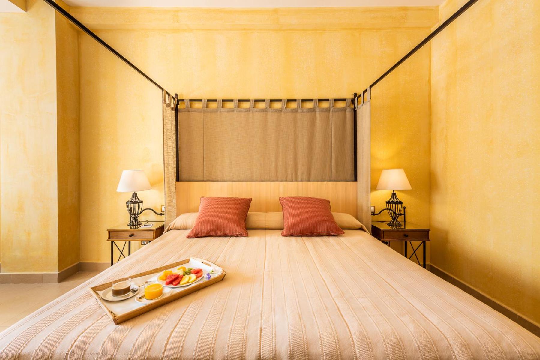 Twin Room (1 - 2 Adults) photo 3