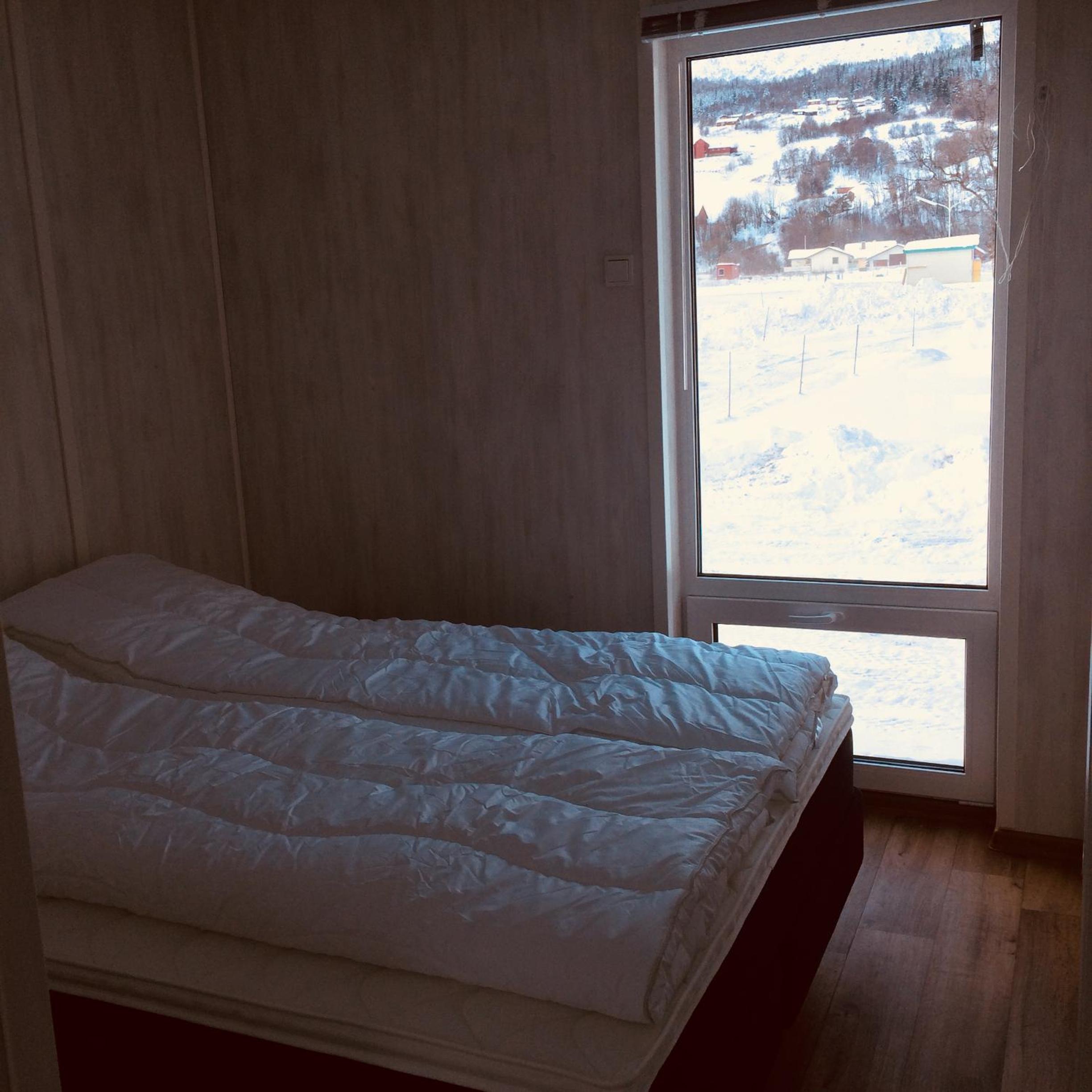 Apartment with Mountain View photo 2