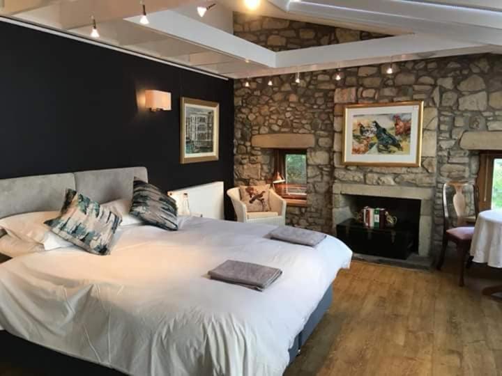 Deluxe Double Room with Castle View