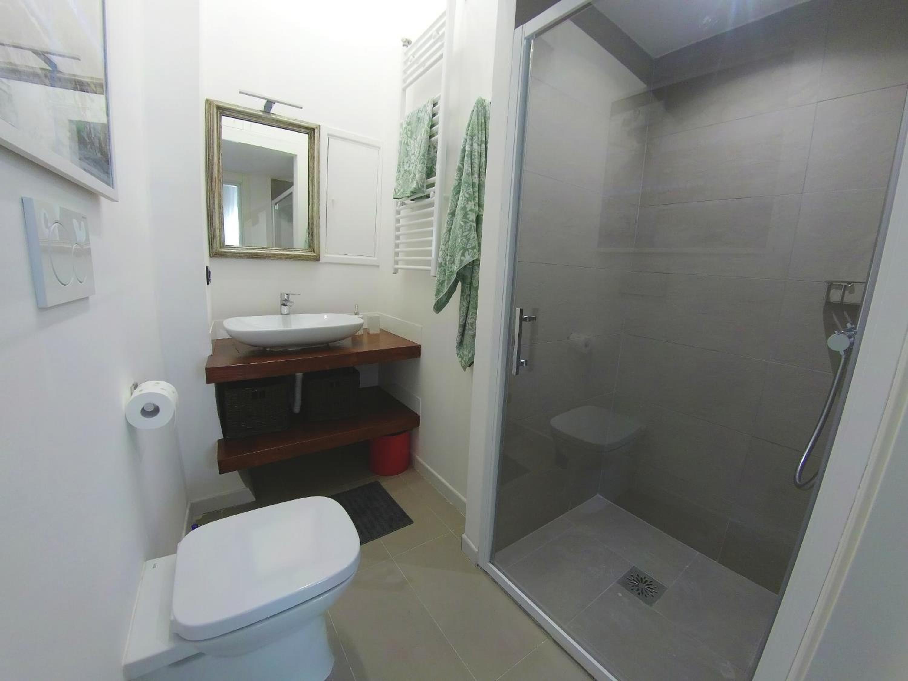 Double Room with Private Bathroom photo 2