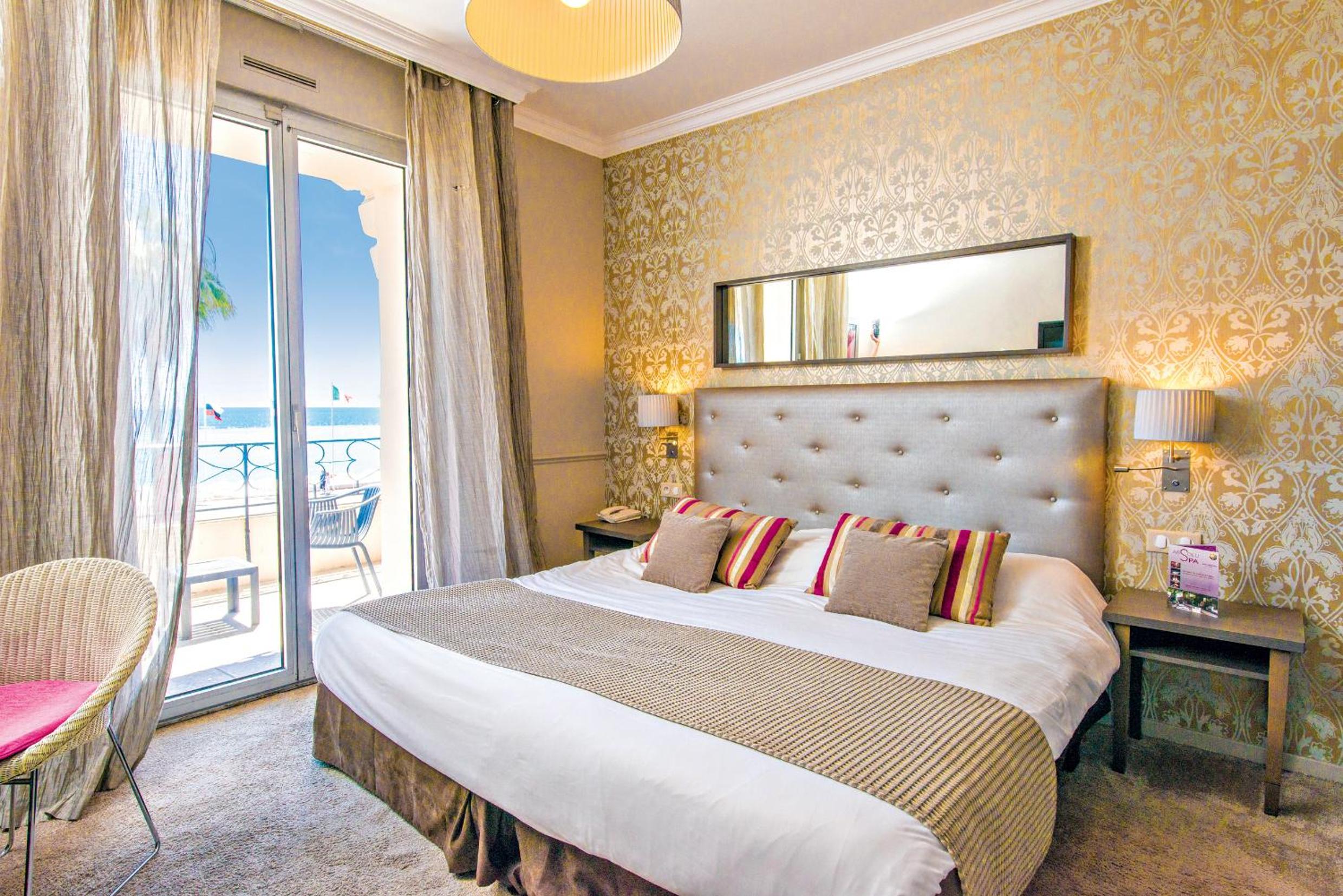 Double Room with Terrace and Sea View