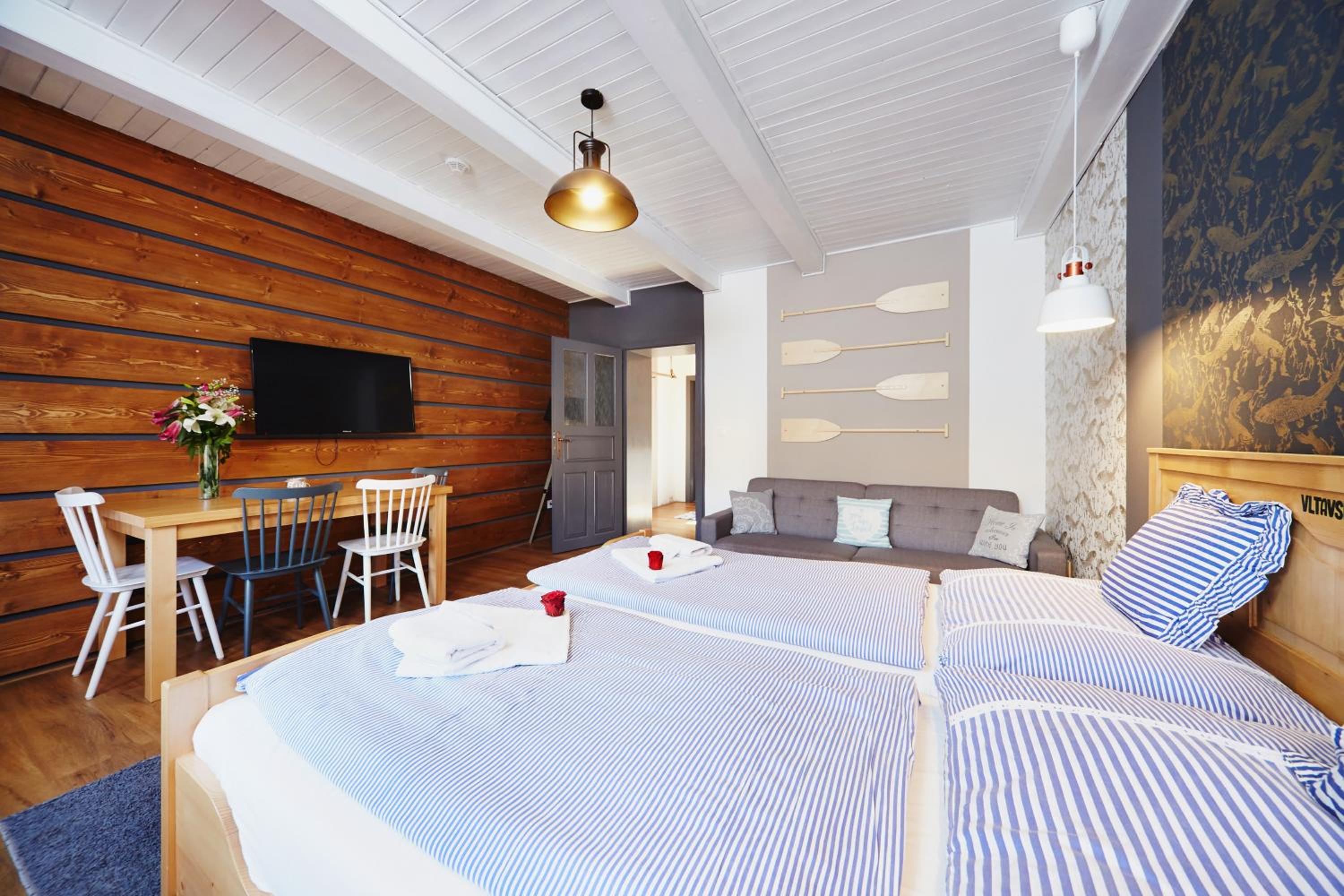 Deluxe Triple Room photo 2