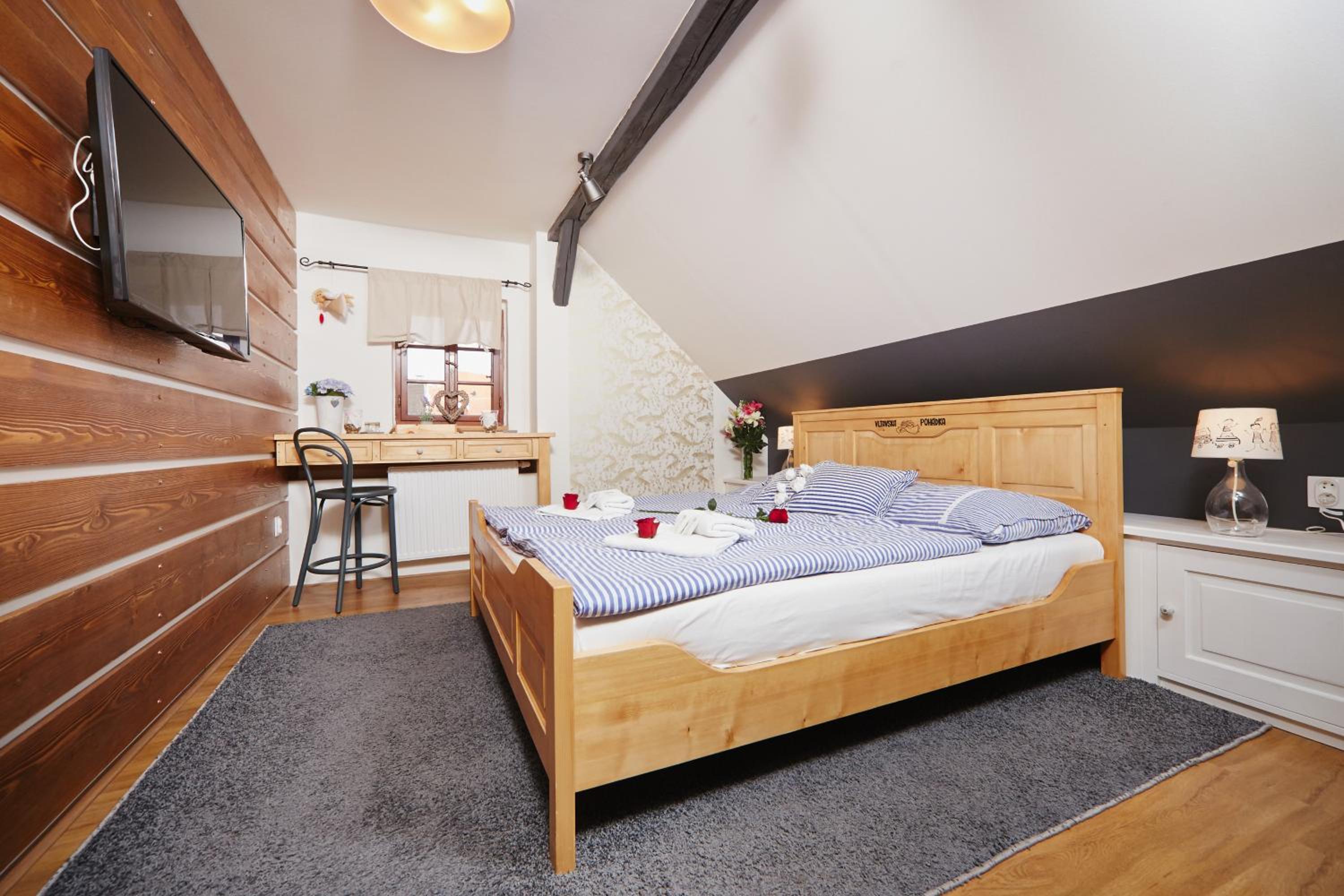 Deluxe Double Room photo 3