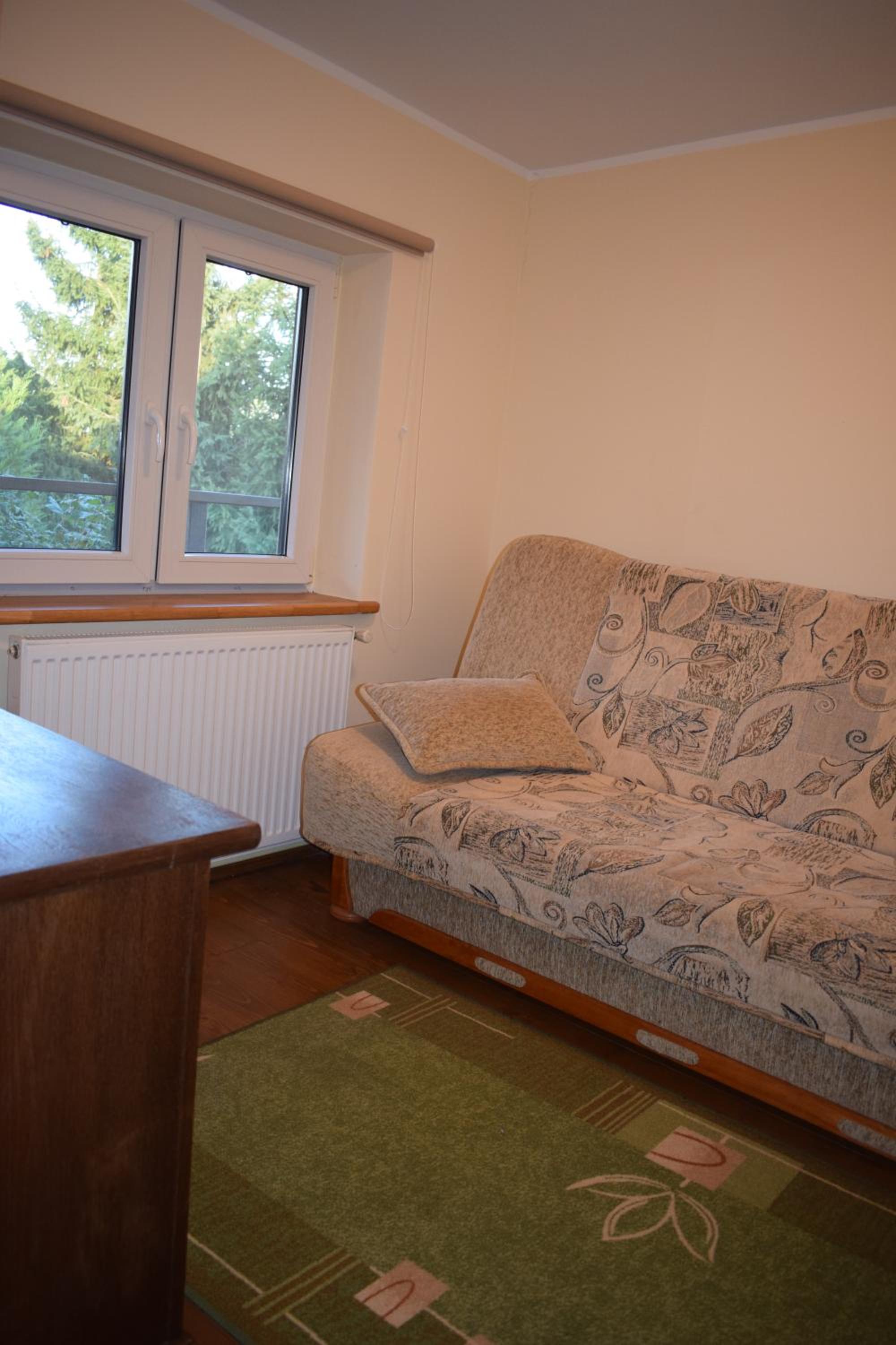Family Room - Photo 2