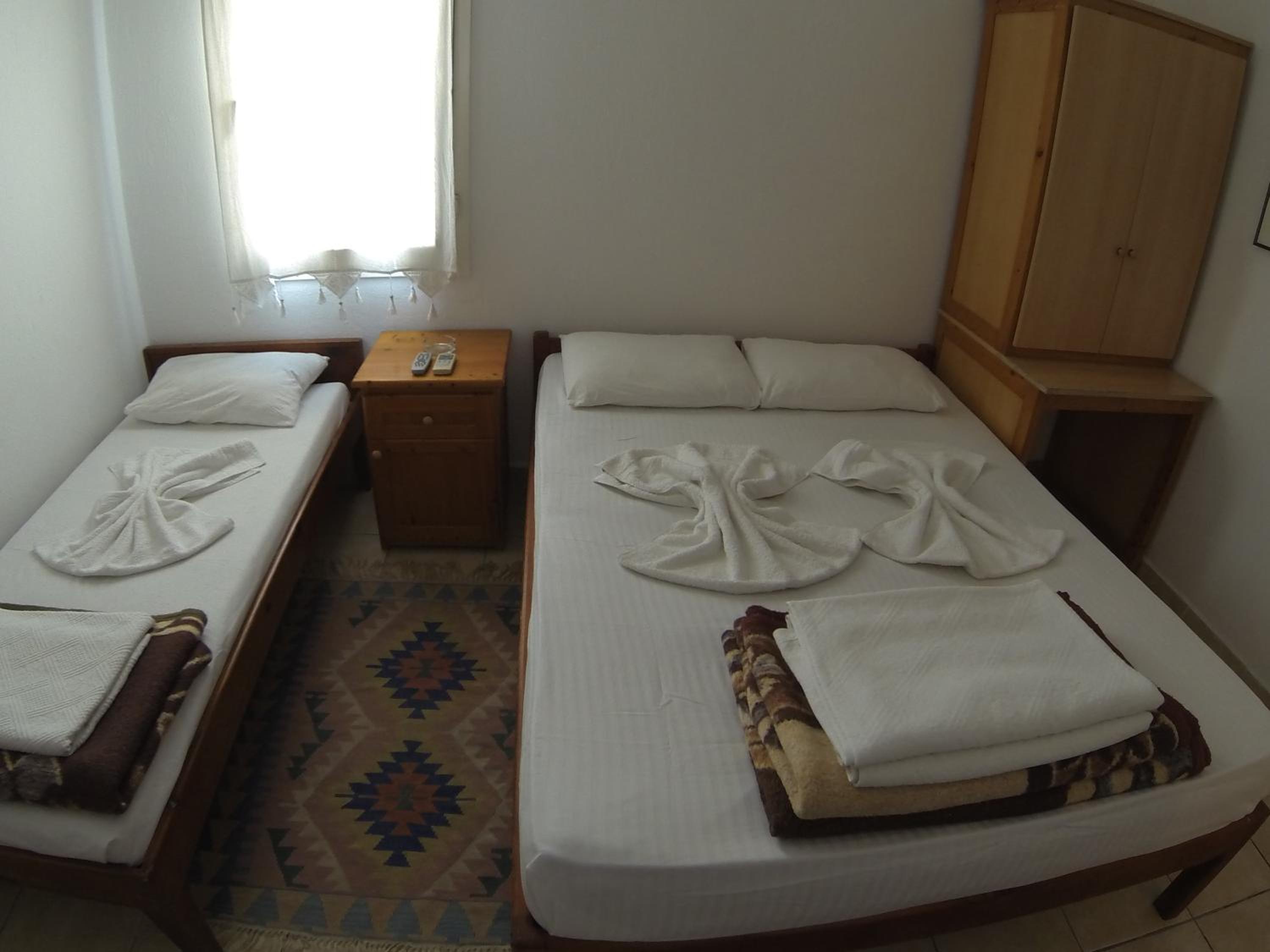 Triple Room - Photo 1