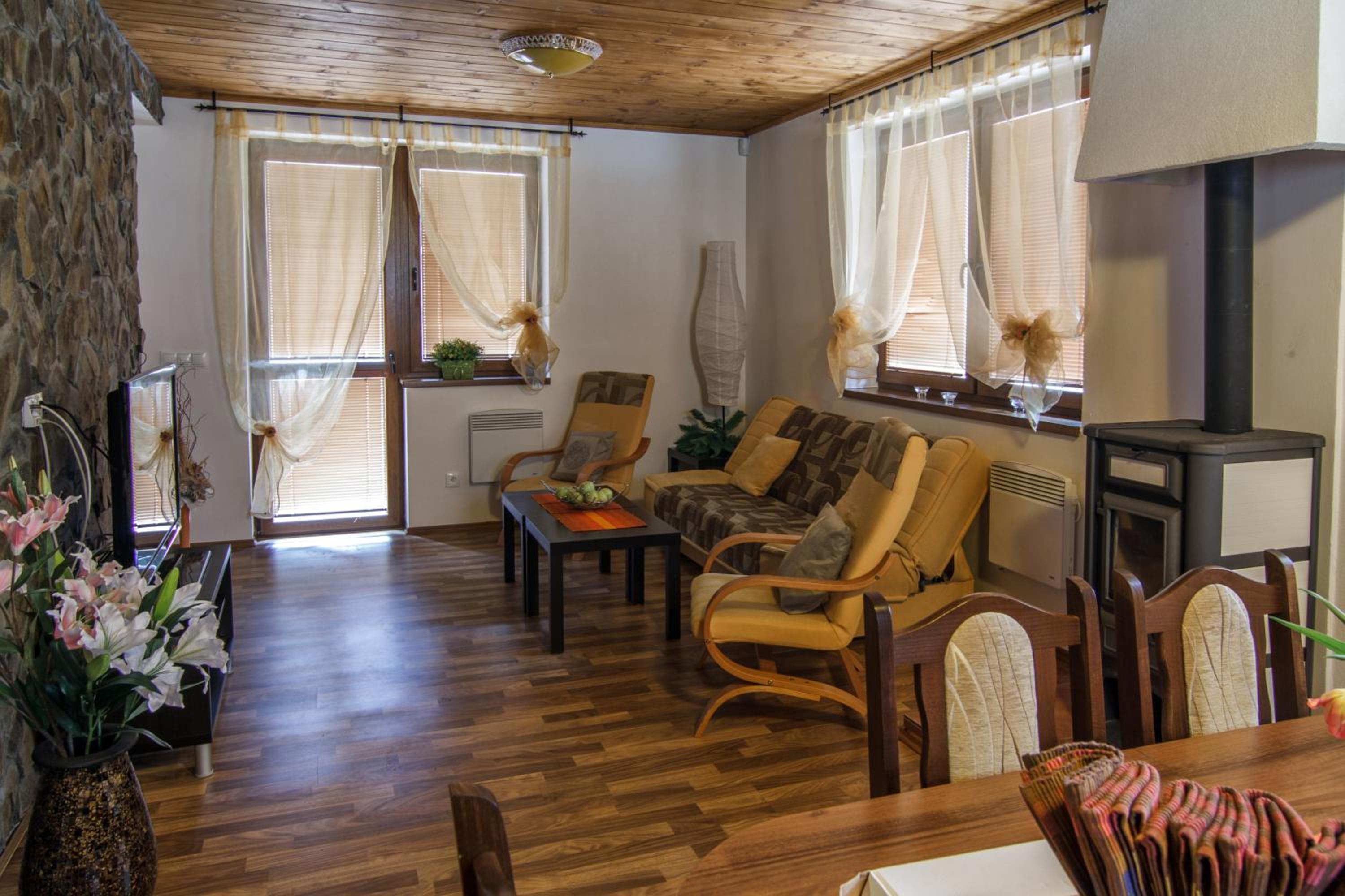 Three-Bedroom Apartment with Sauna photo 2