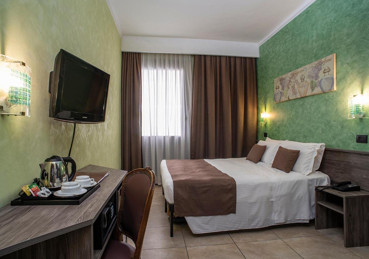 Superior Double or Twin Room - Photo 1