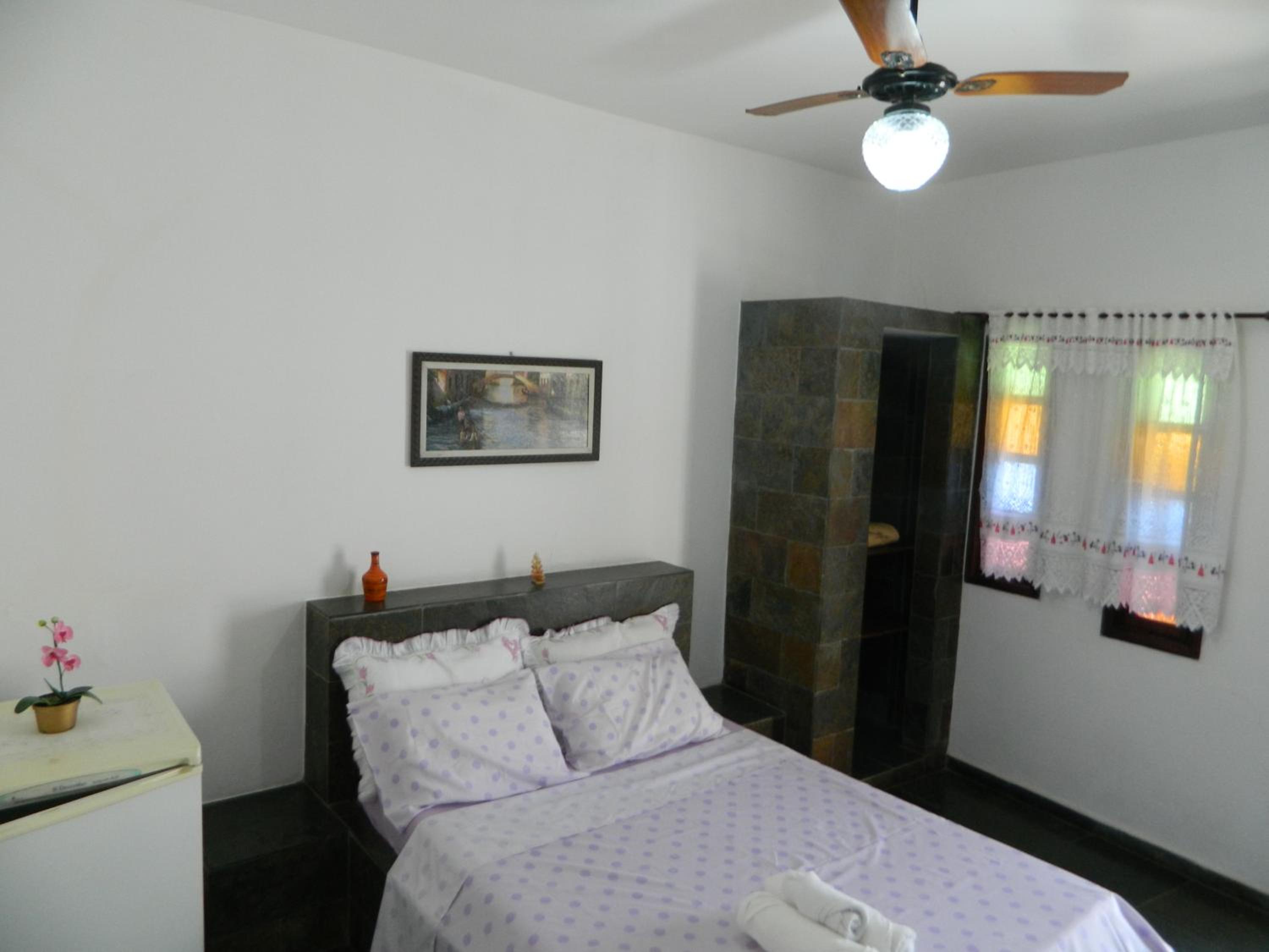 Economy Quadruple Room photo 3