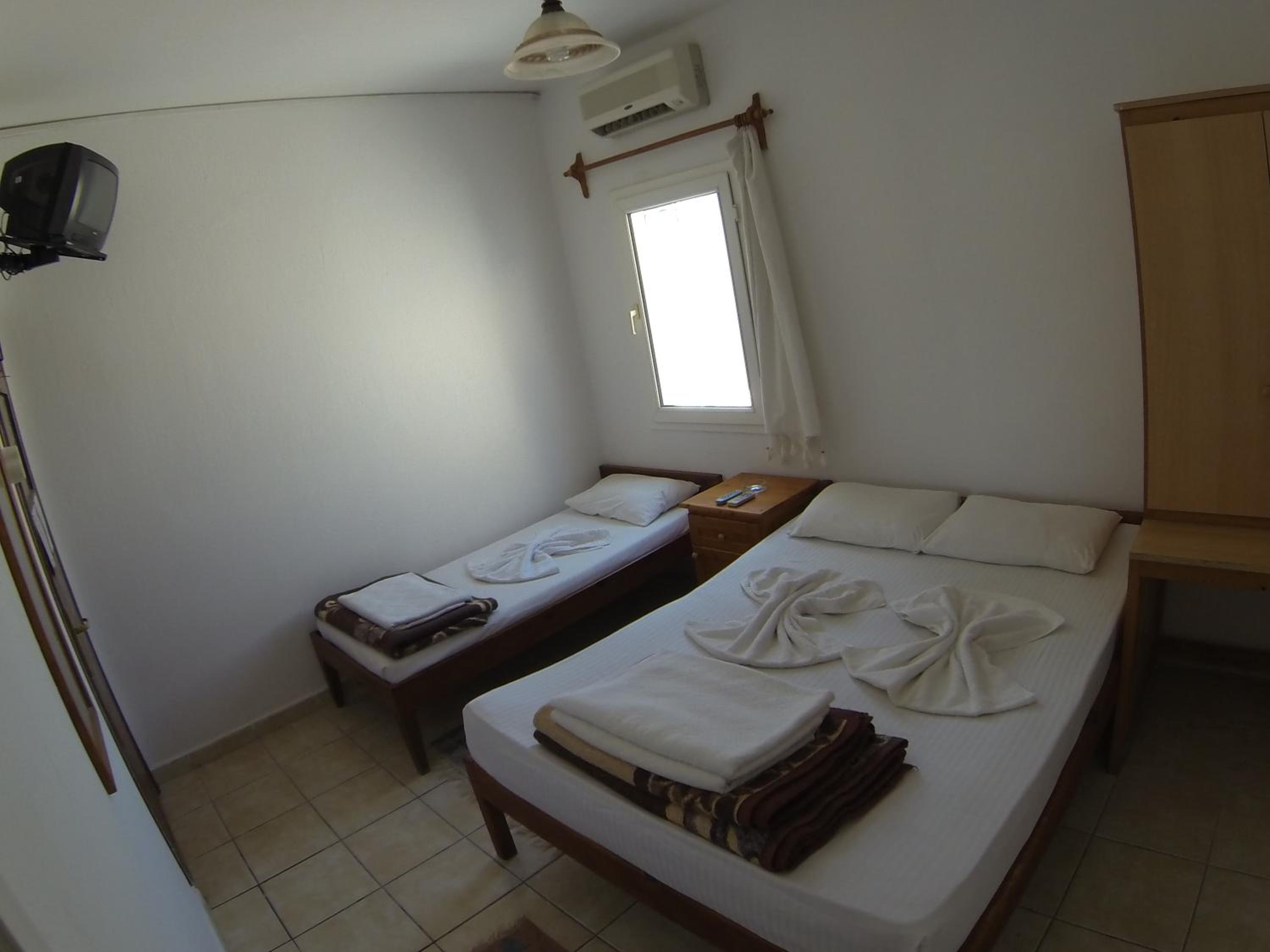 Triple Room - Photo 10