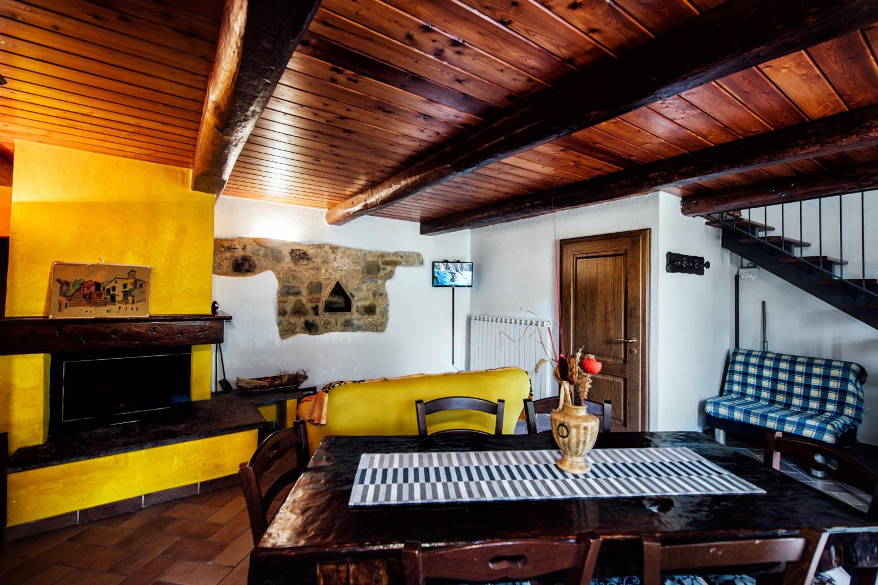Maisonette photo 1