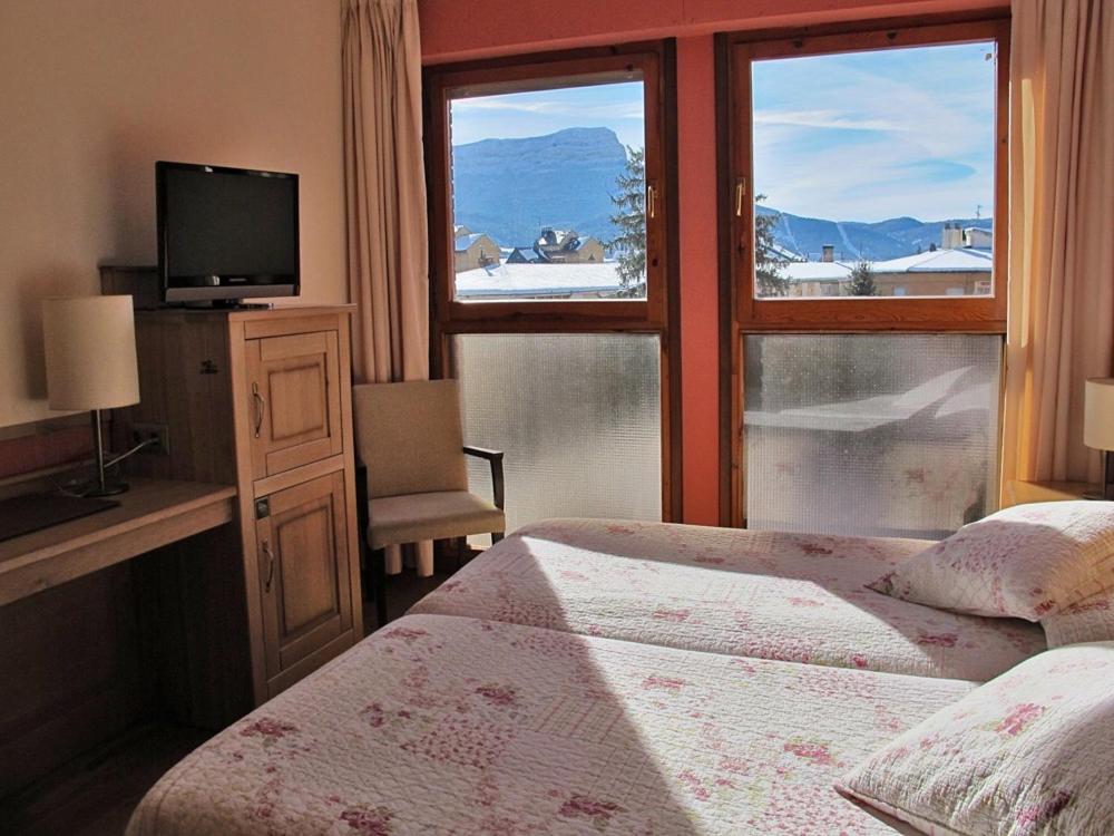 Economy Double or Twin Room photo 3