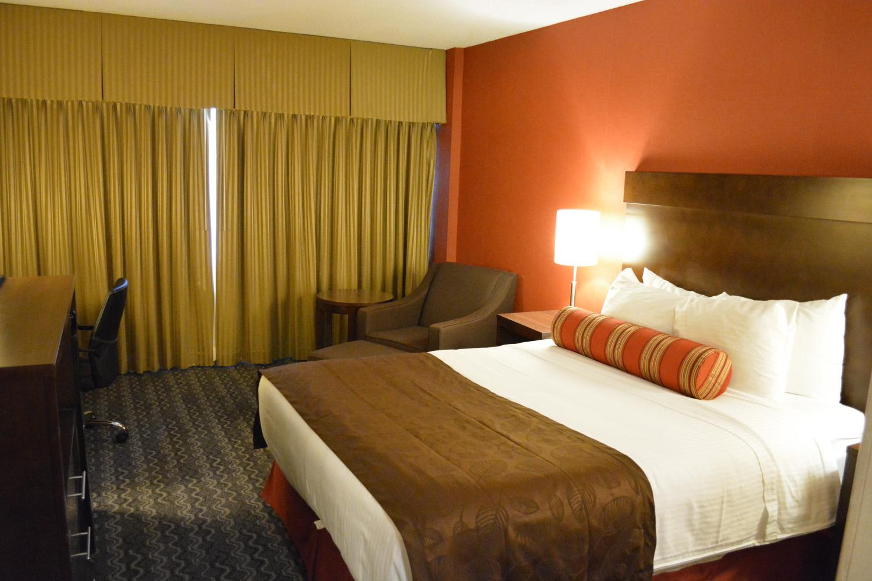Queen Room with View