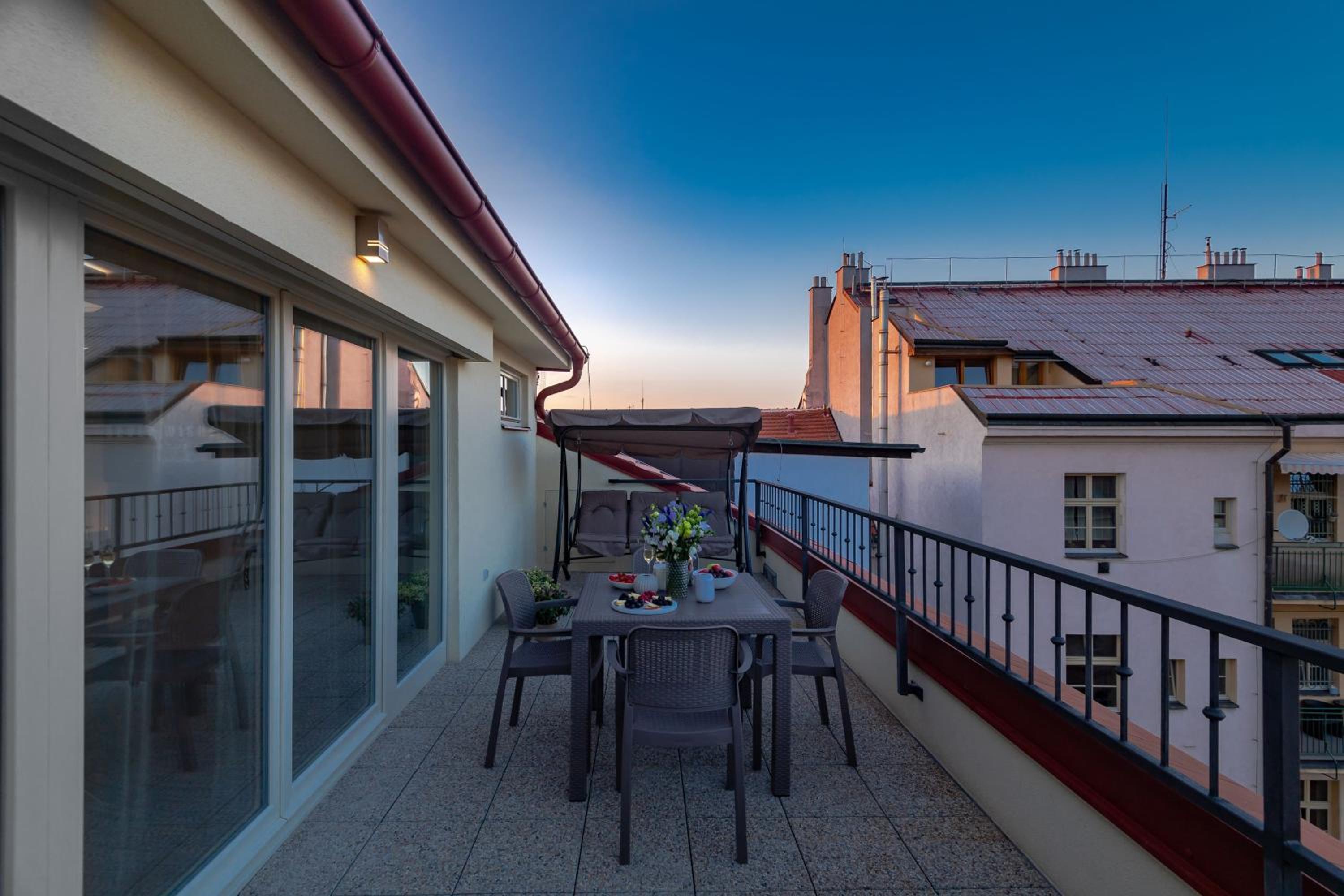 Executive Apartment with Terrace