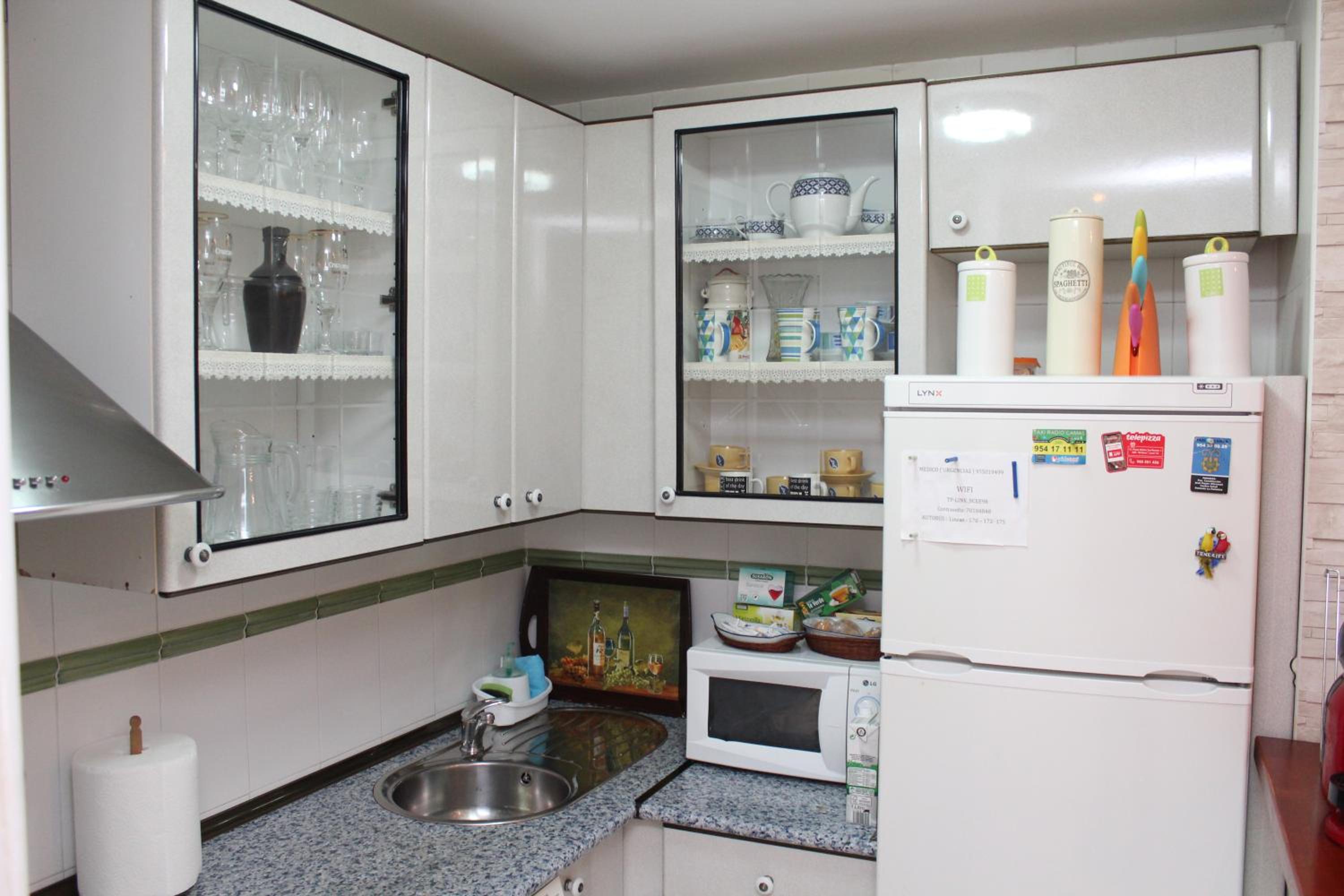 One-Bedroom Apartment - Photo 3
