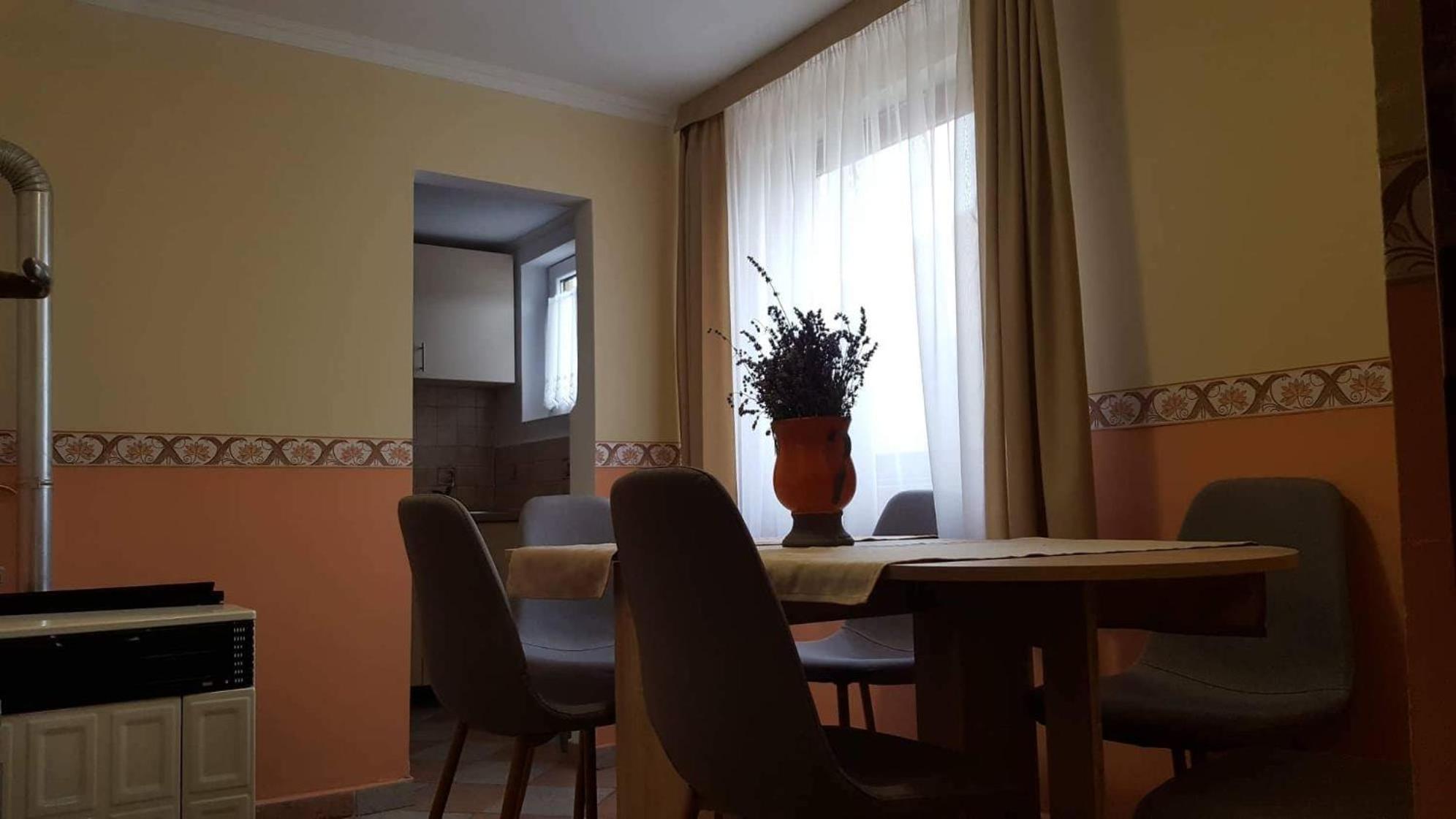 Apartment - Photo 17
