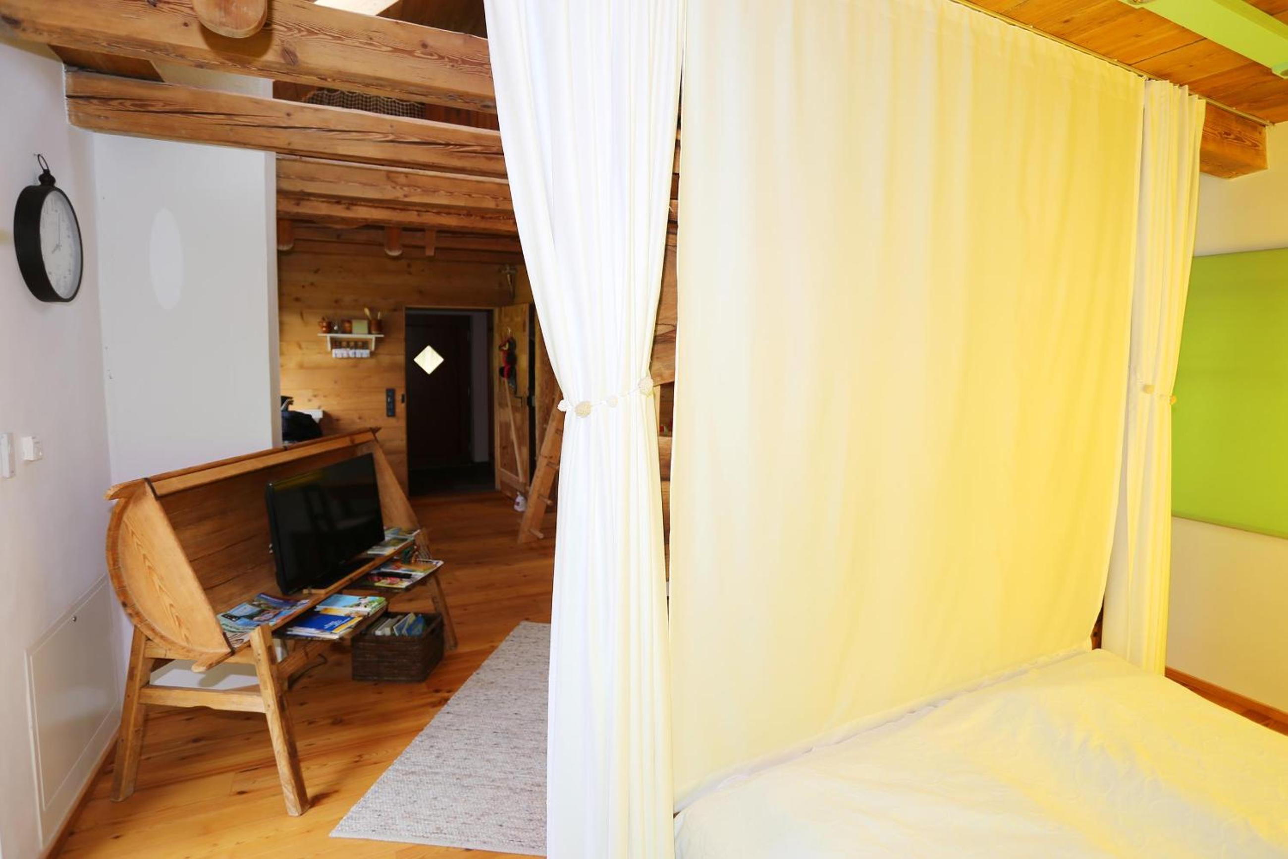 Apartment photo 1