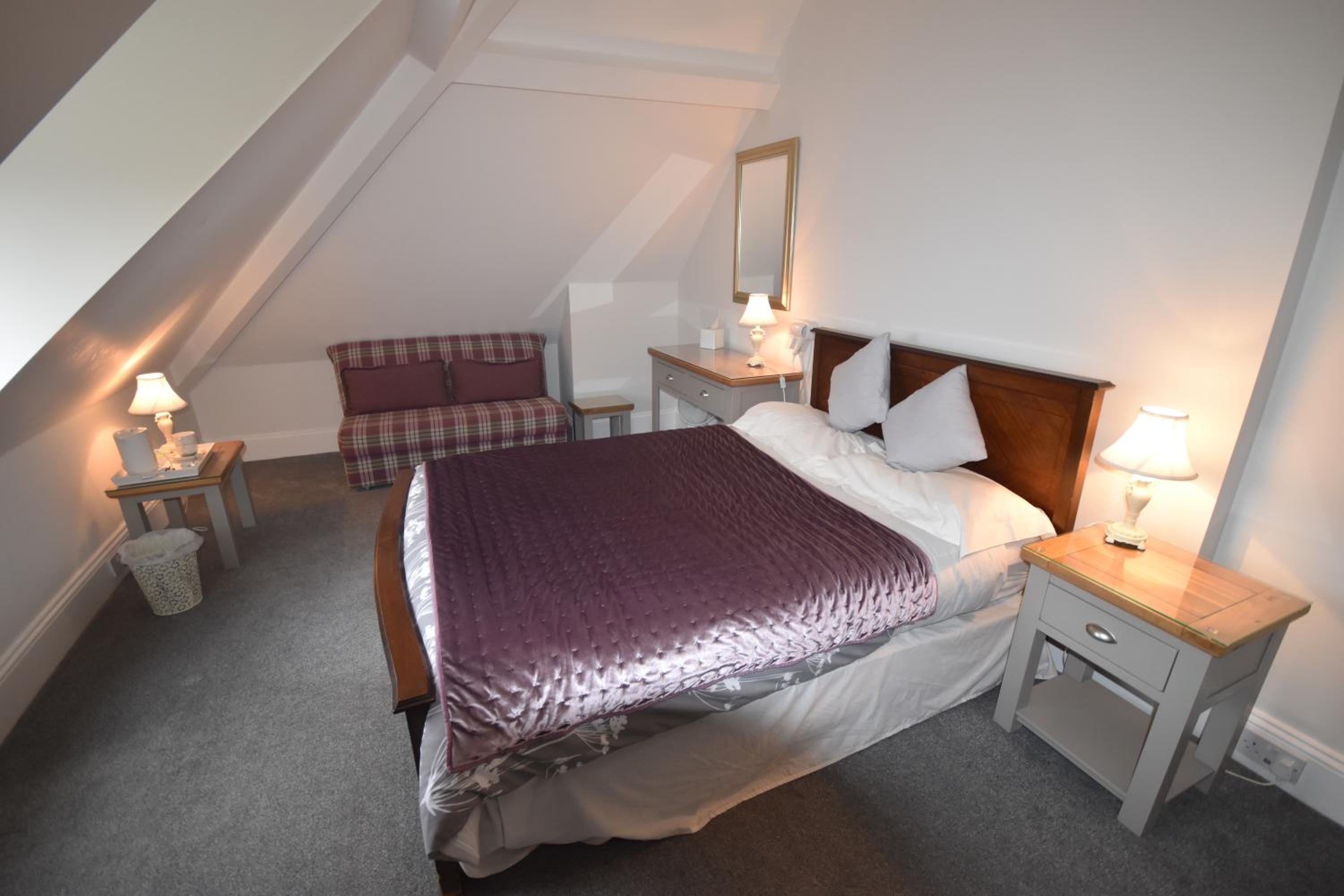 Double Room with Extra Bed photo 2