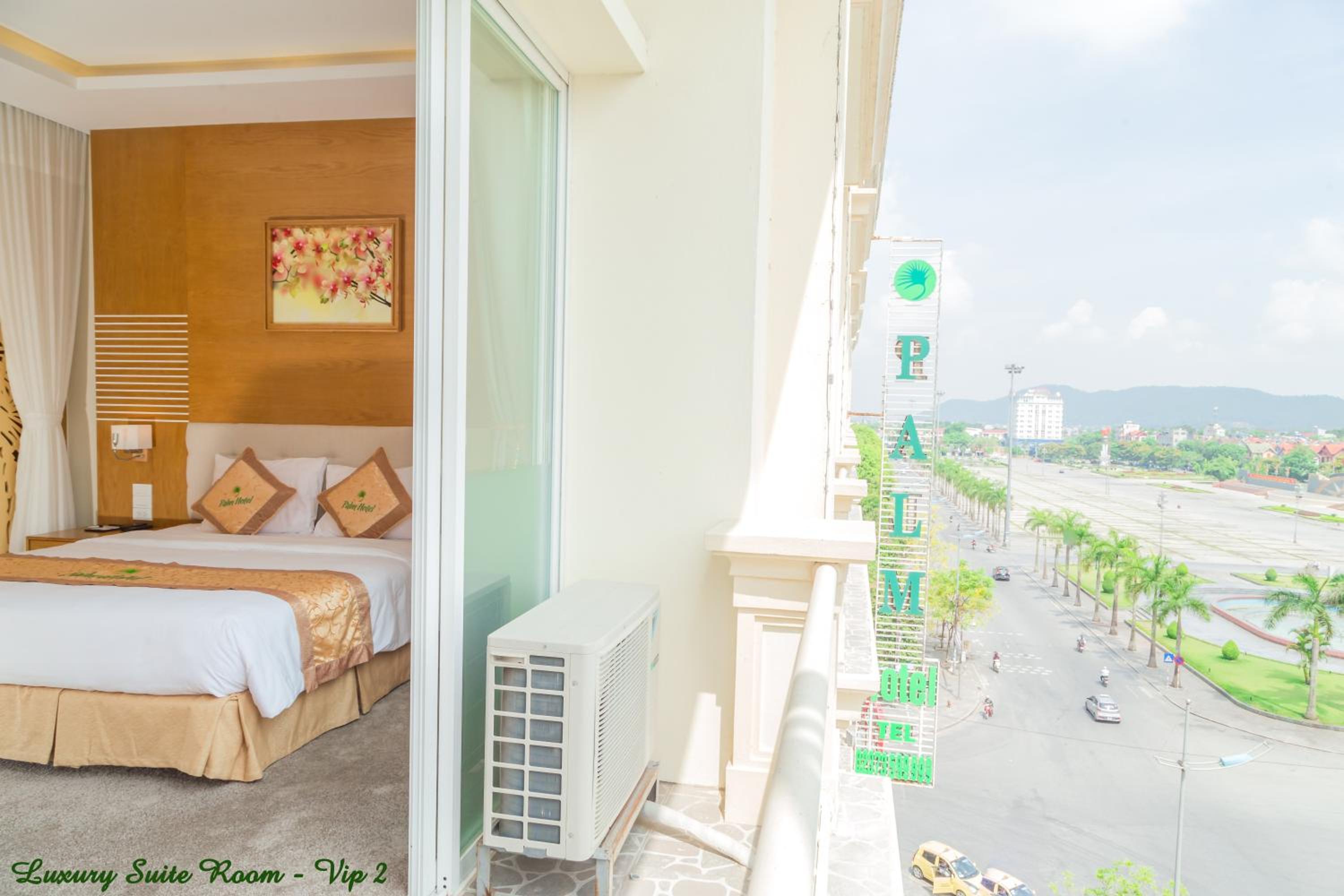 Suite with City View photo 2