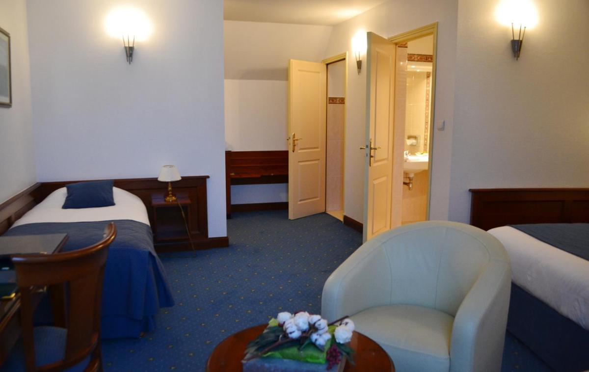 Twin or Triple Room photo 3