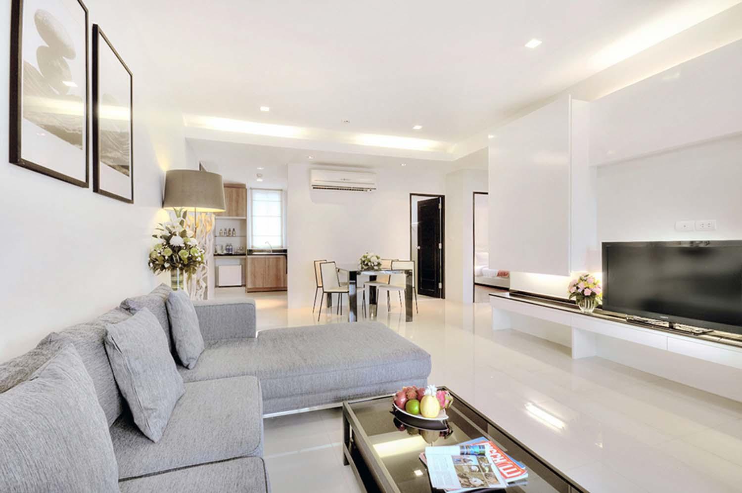 Two-Bedroom Corner Suite Pool Access
