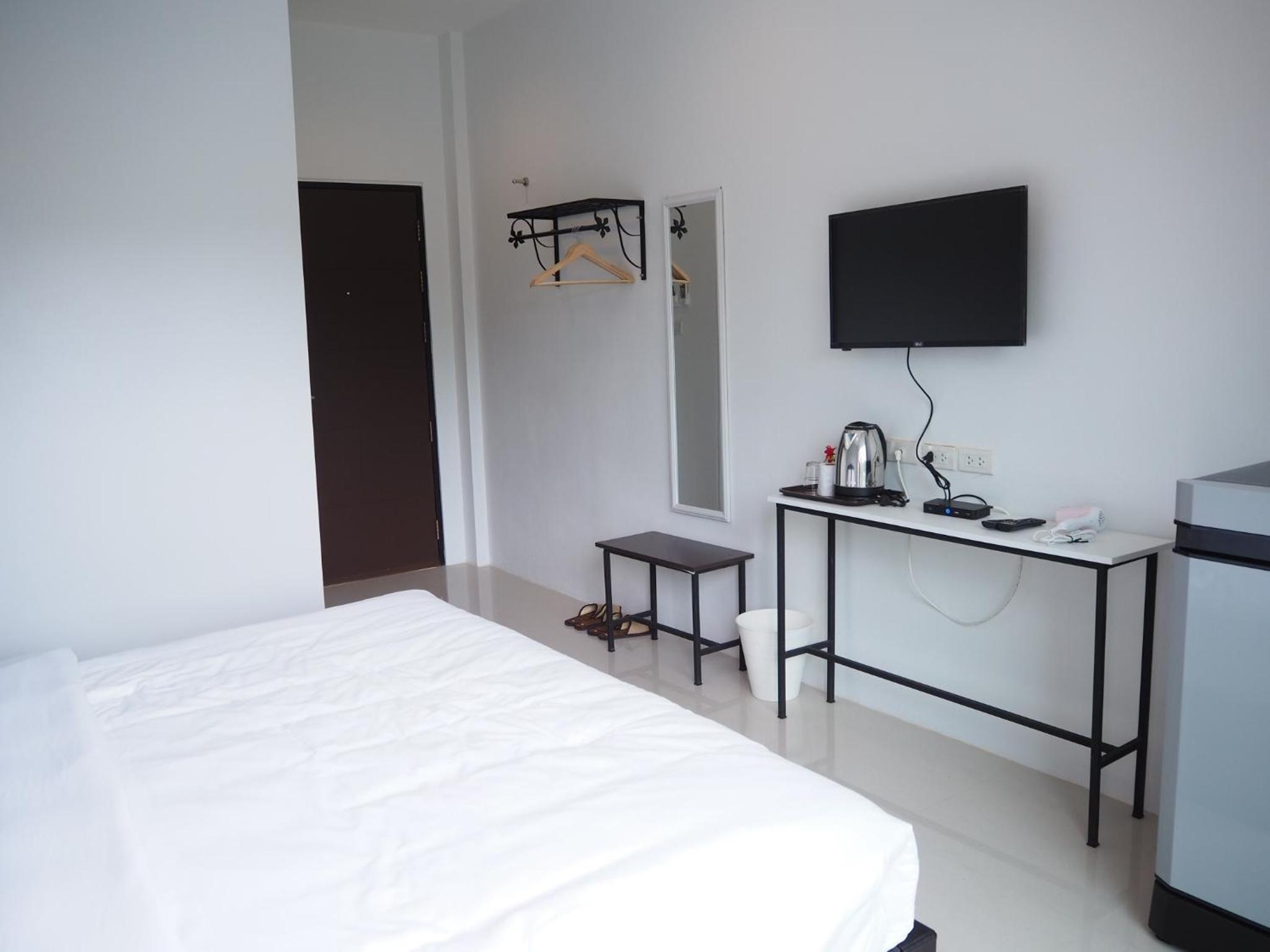 Standard Double Room - Photo 2
