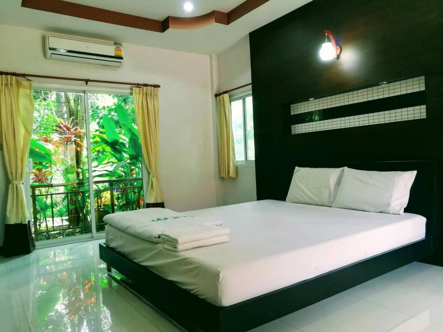 Double Room - Photo 2