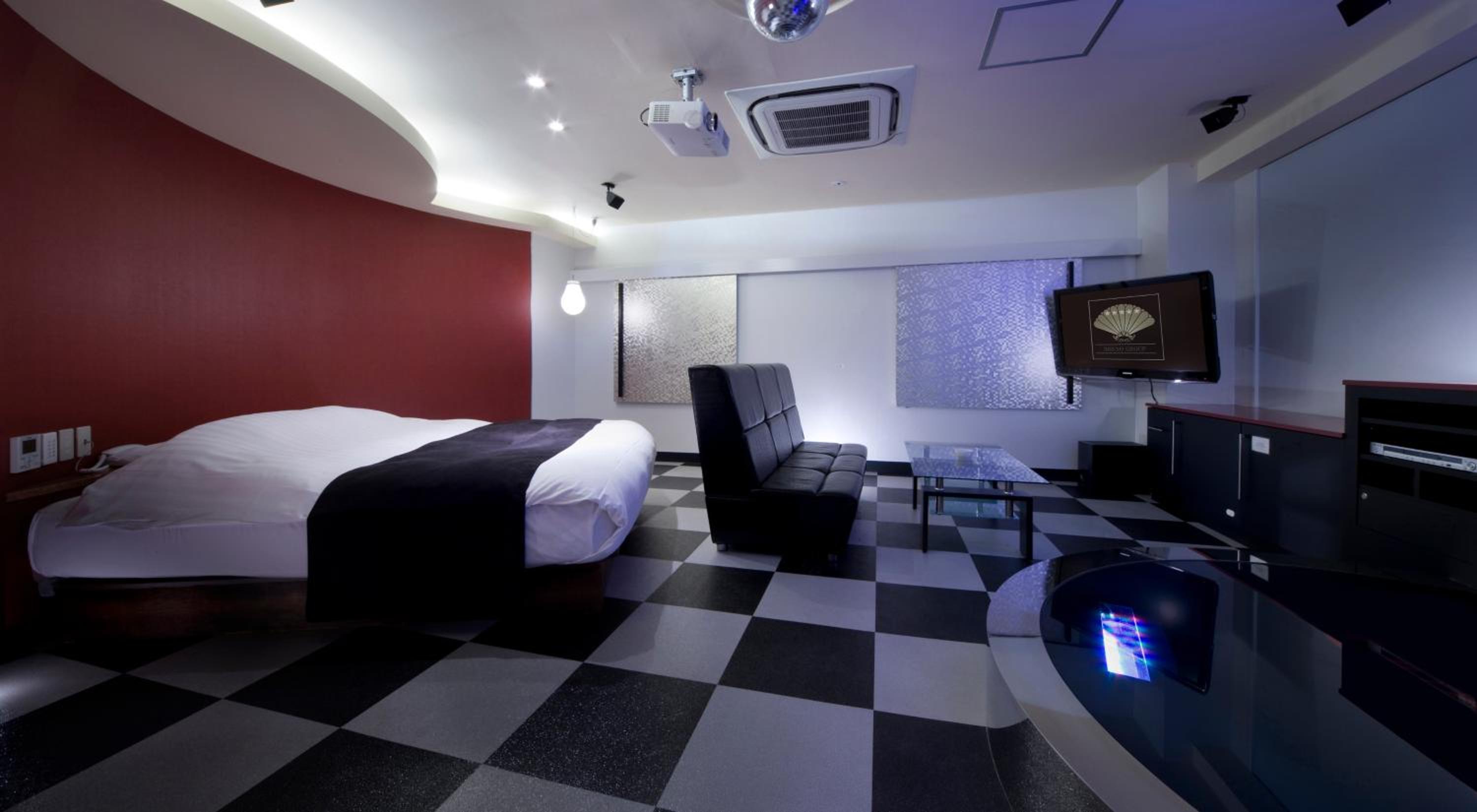 Deluxe King Room photo 1