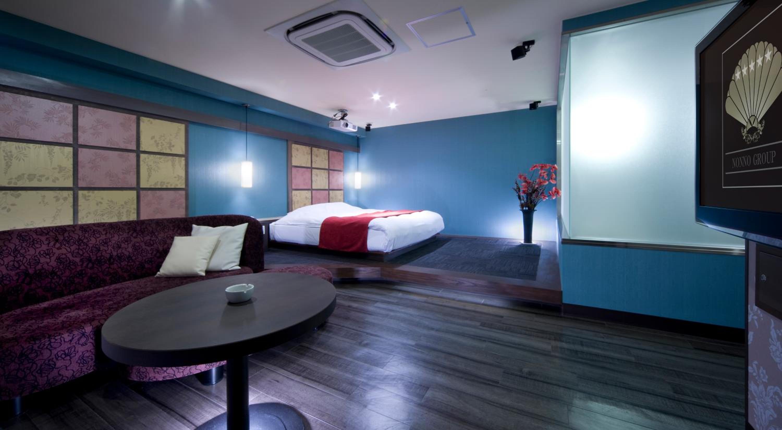 Deluxe King Room photo 2