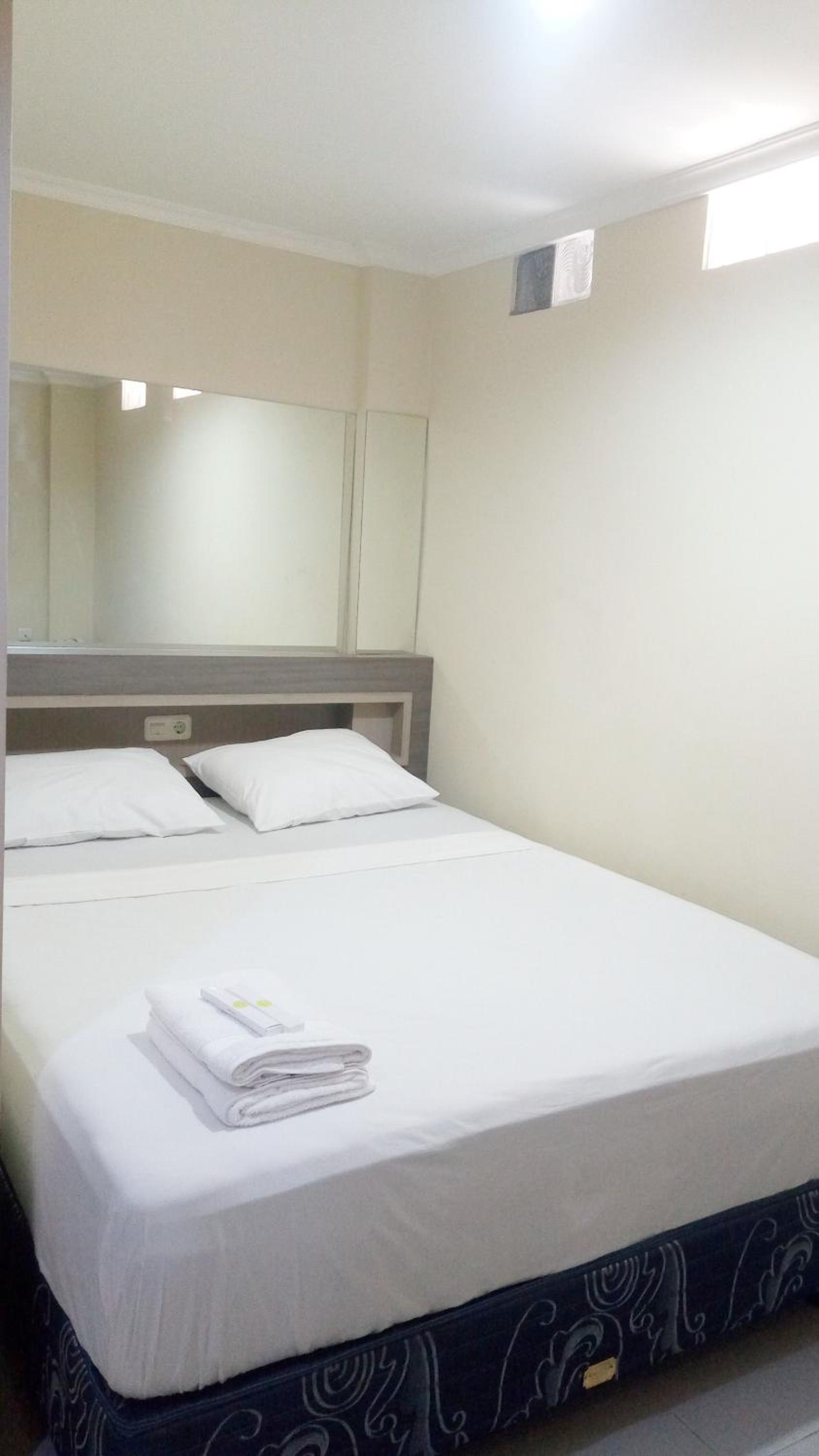 Deluxe Room - Photo 3