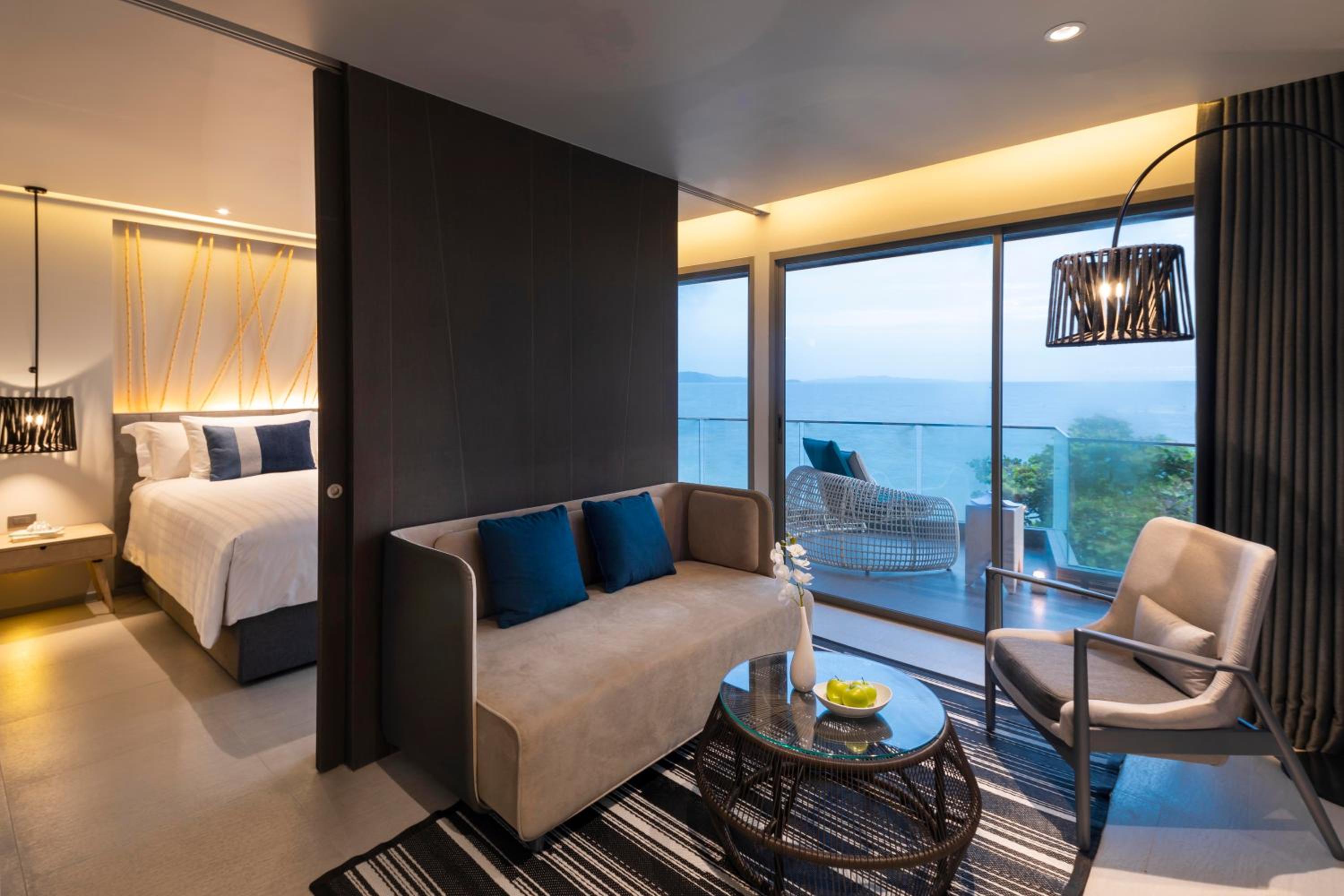 Suite Seaview ( 24 Hours Use of Room )