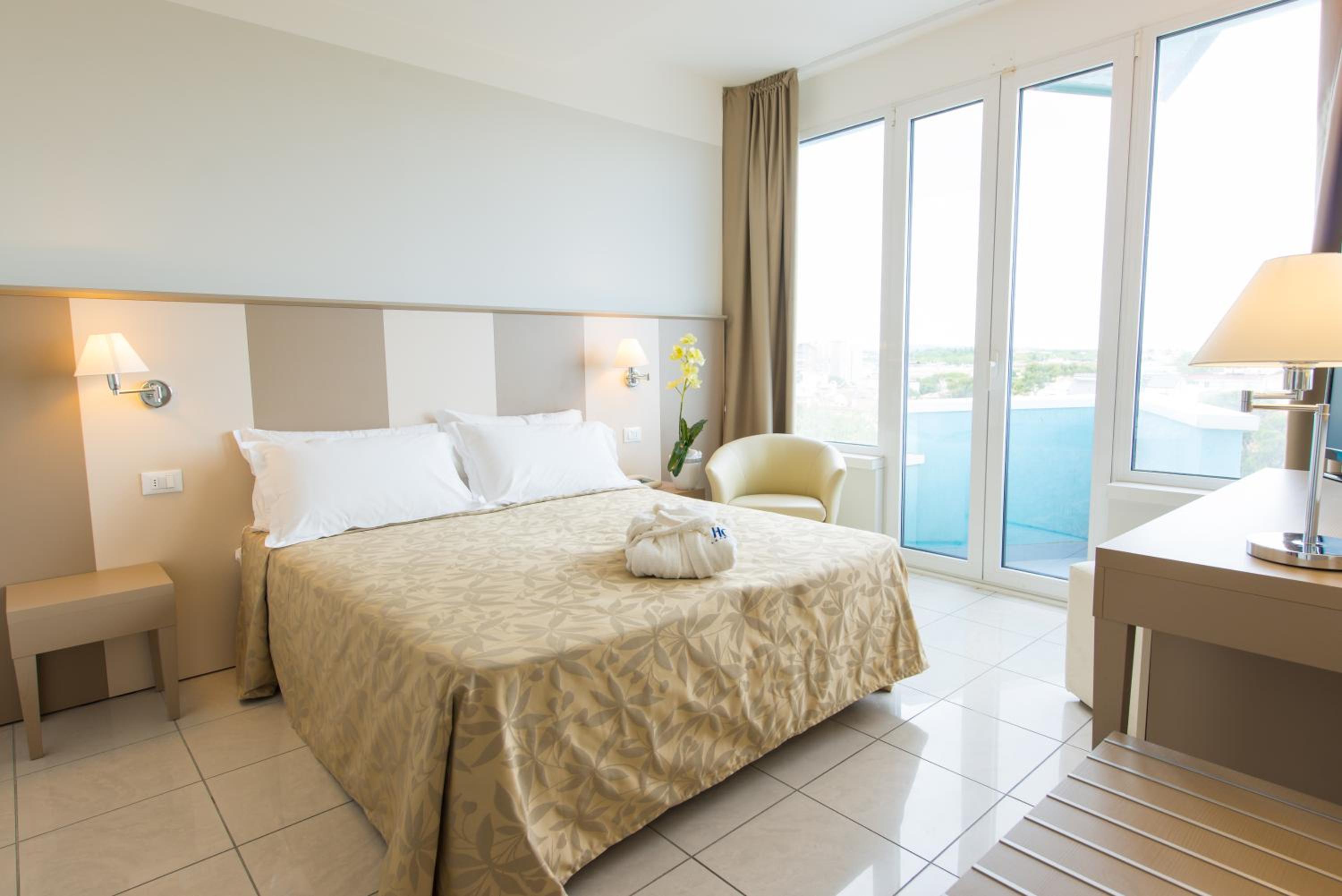 Executive Triple Room - Photo 1