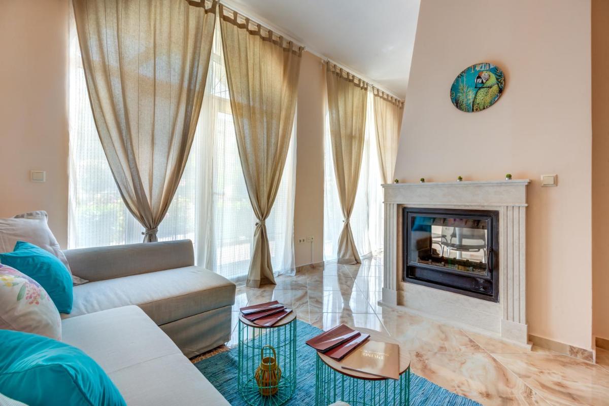 Apartment - Split Level