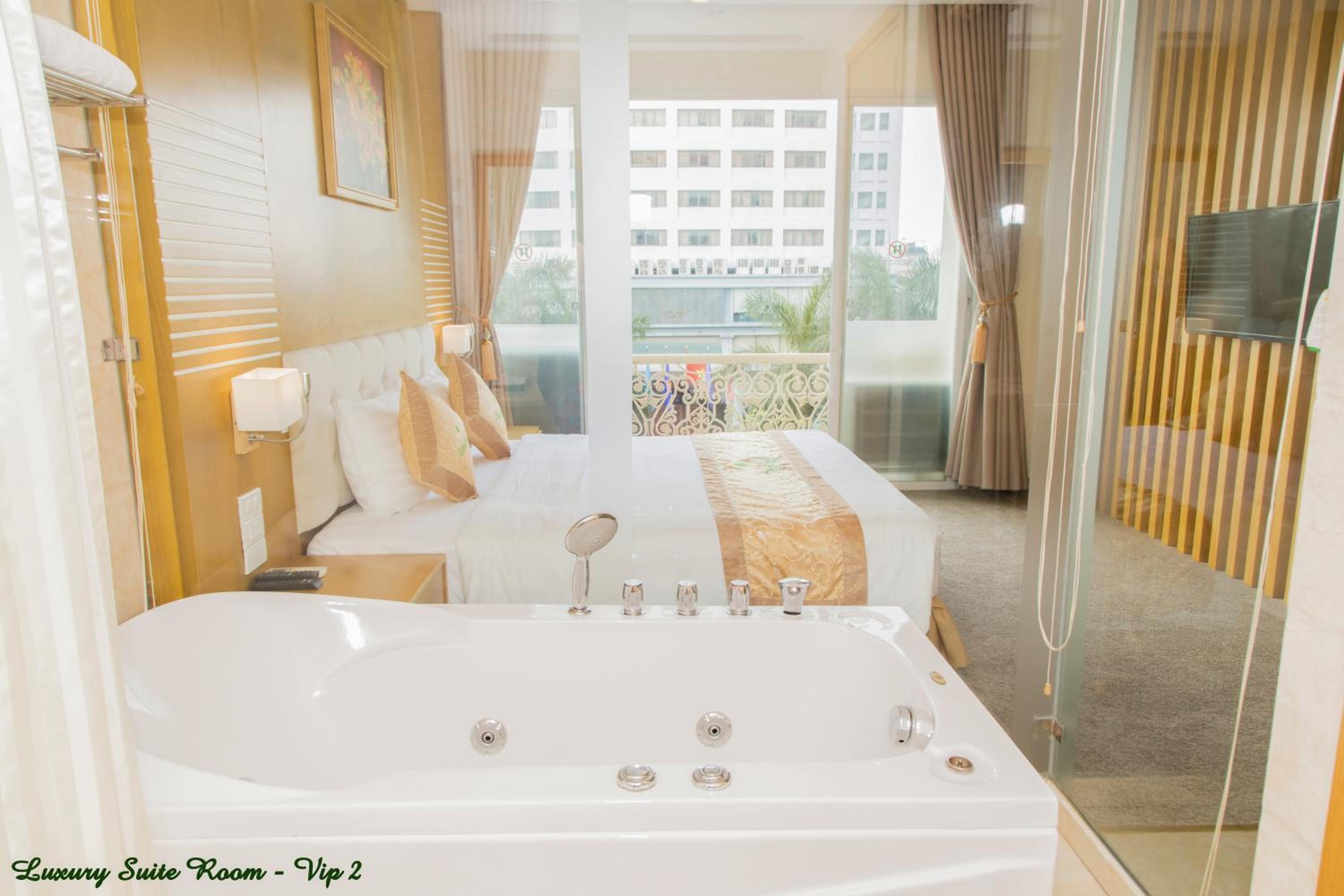 Suite with City View photo 1