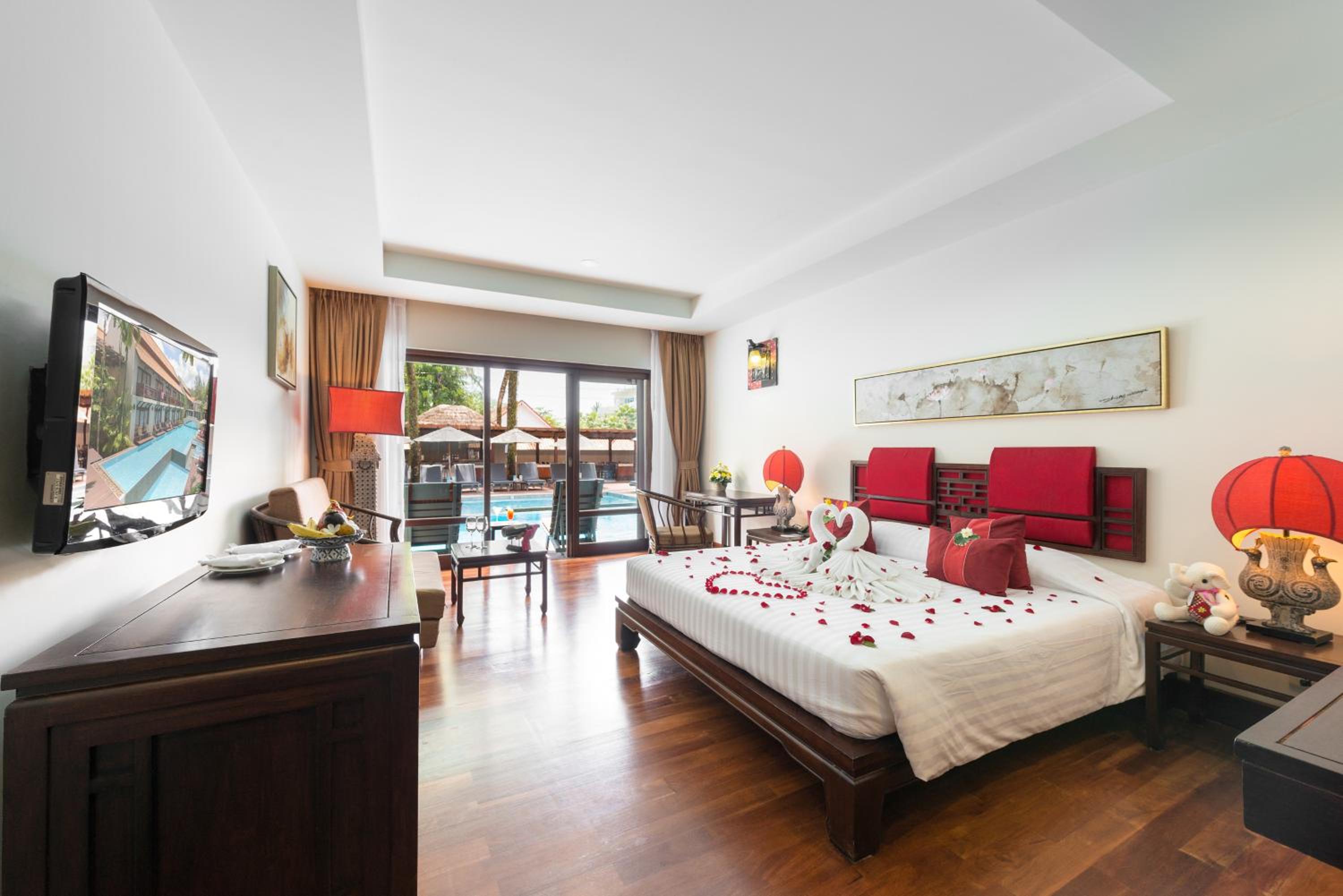 Deluxe Double or Twin Room With Pool Access - Adults Only