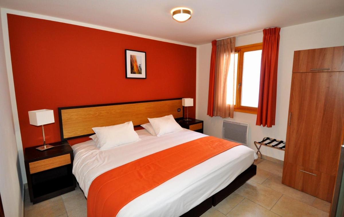 One-Bedroom Apartment (4 Adults)