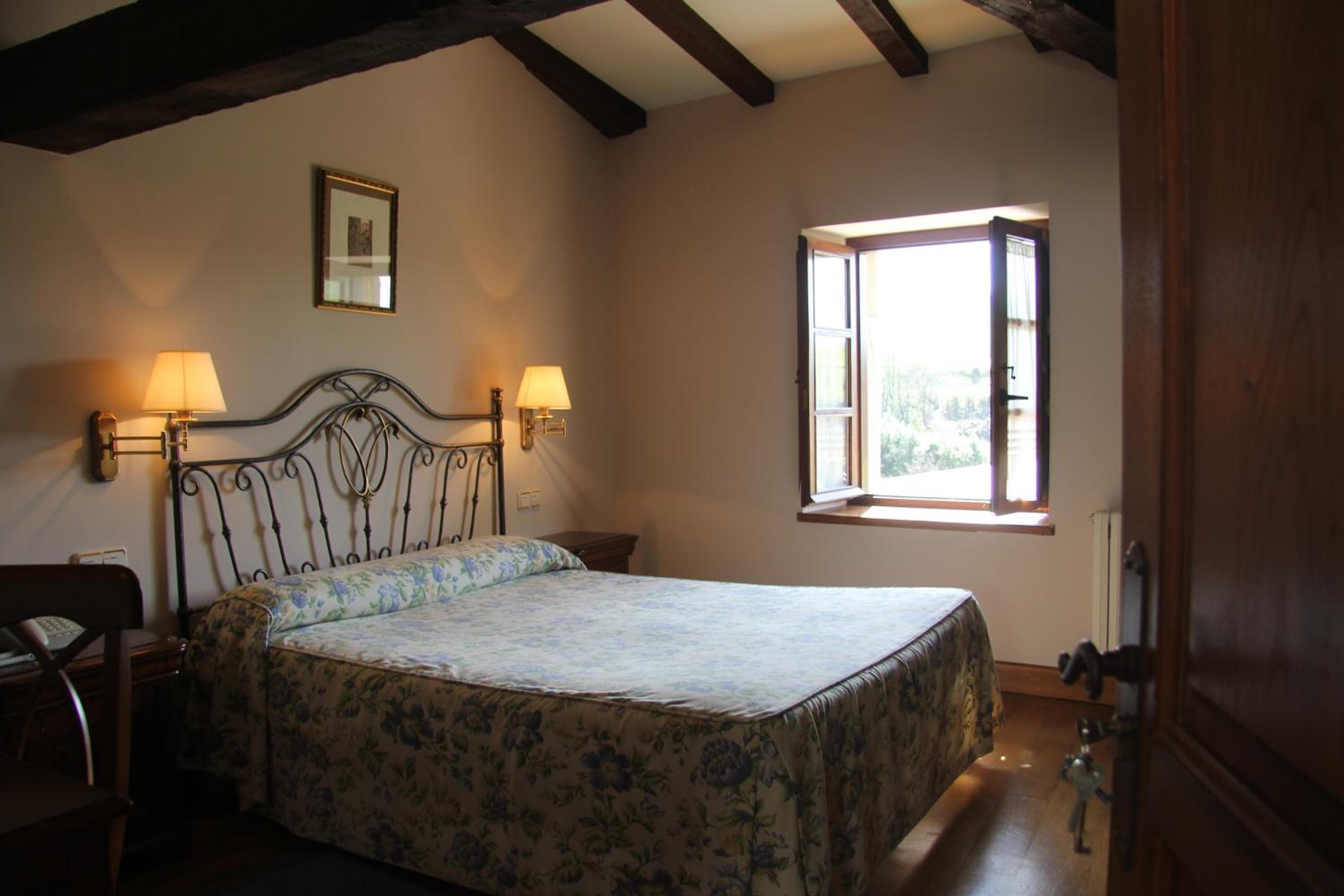 Habitación individual con baño privado