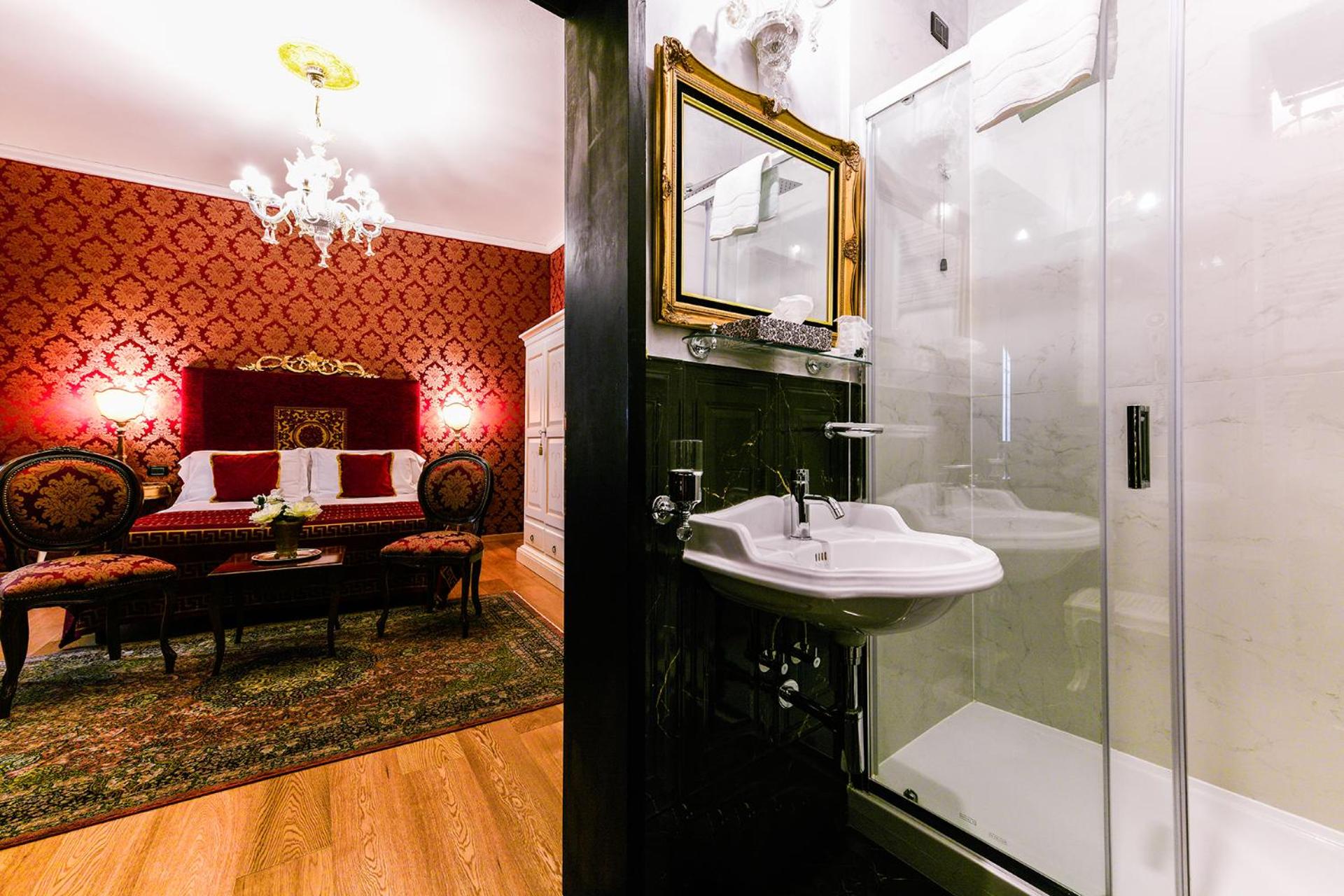 Deluxe Double Room photo 2