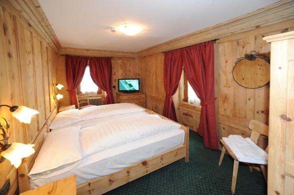 Superior Triple Room photo 2