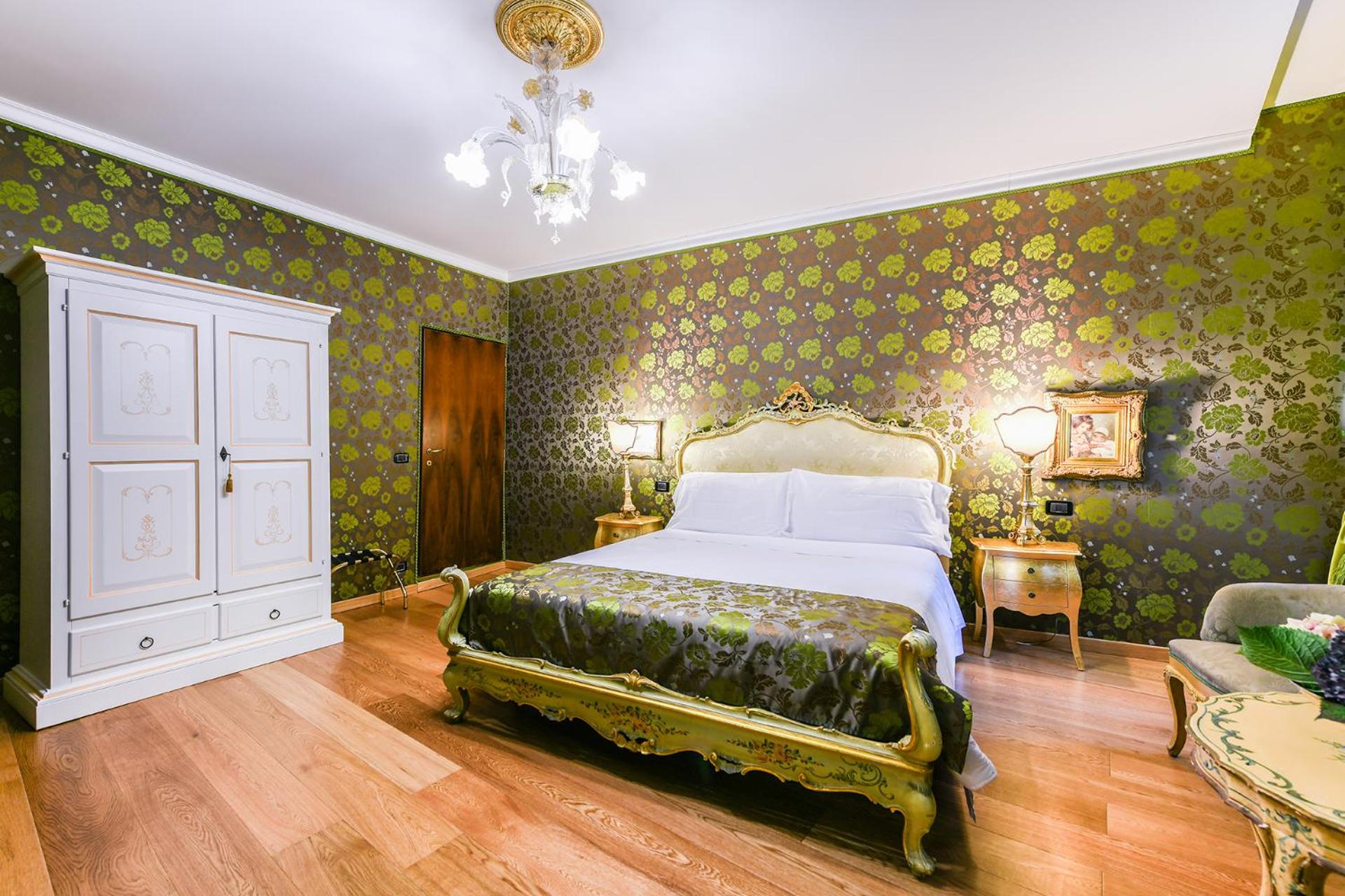 Suite photo 1