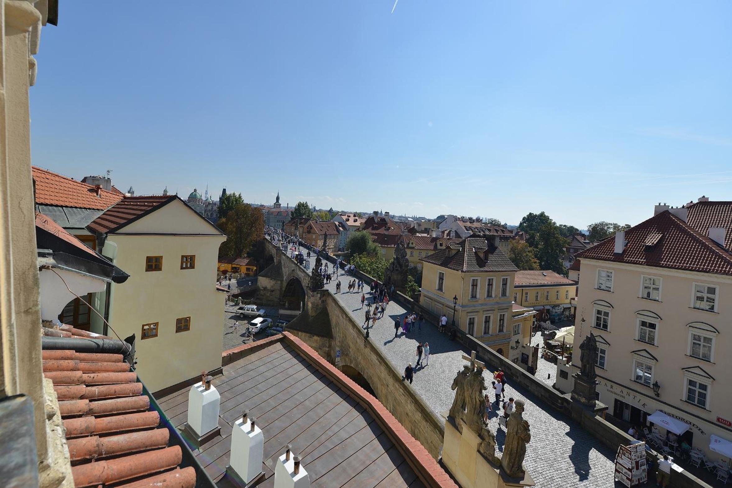 Double Room with View