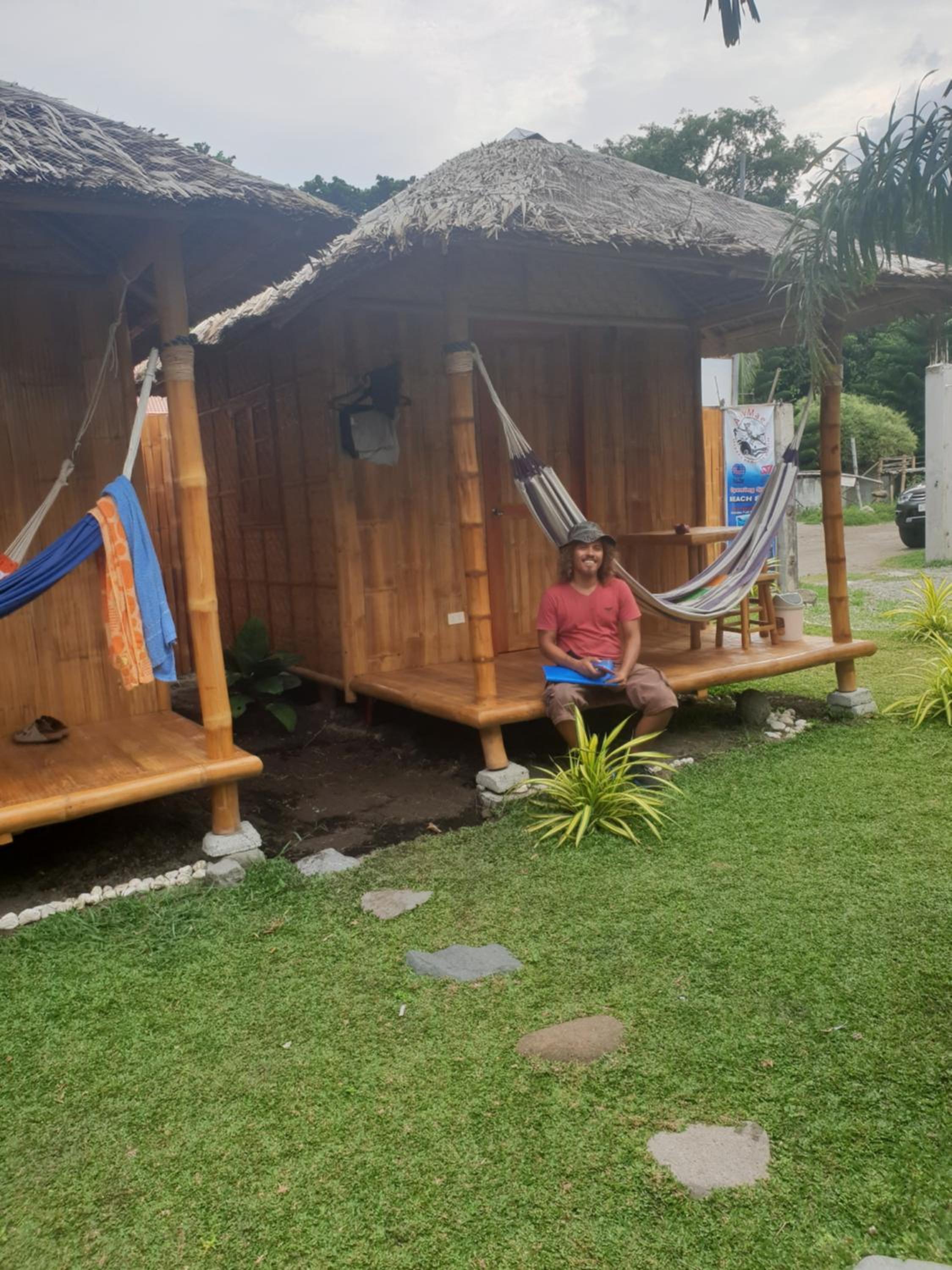 Bungalow with Sea View - Photo 2