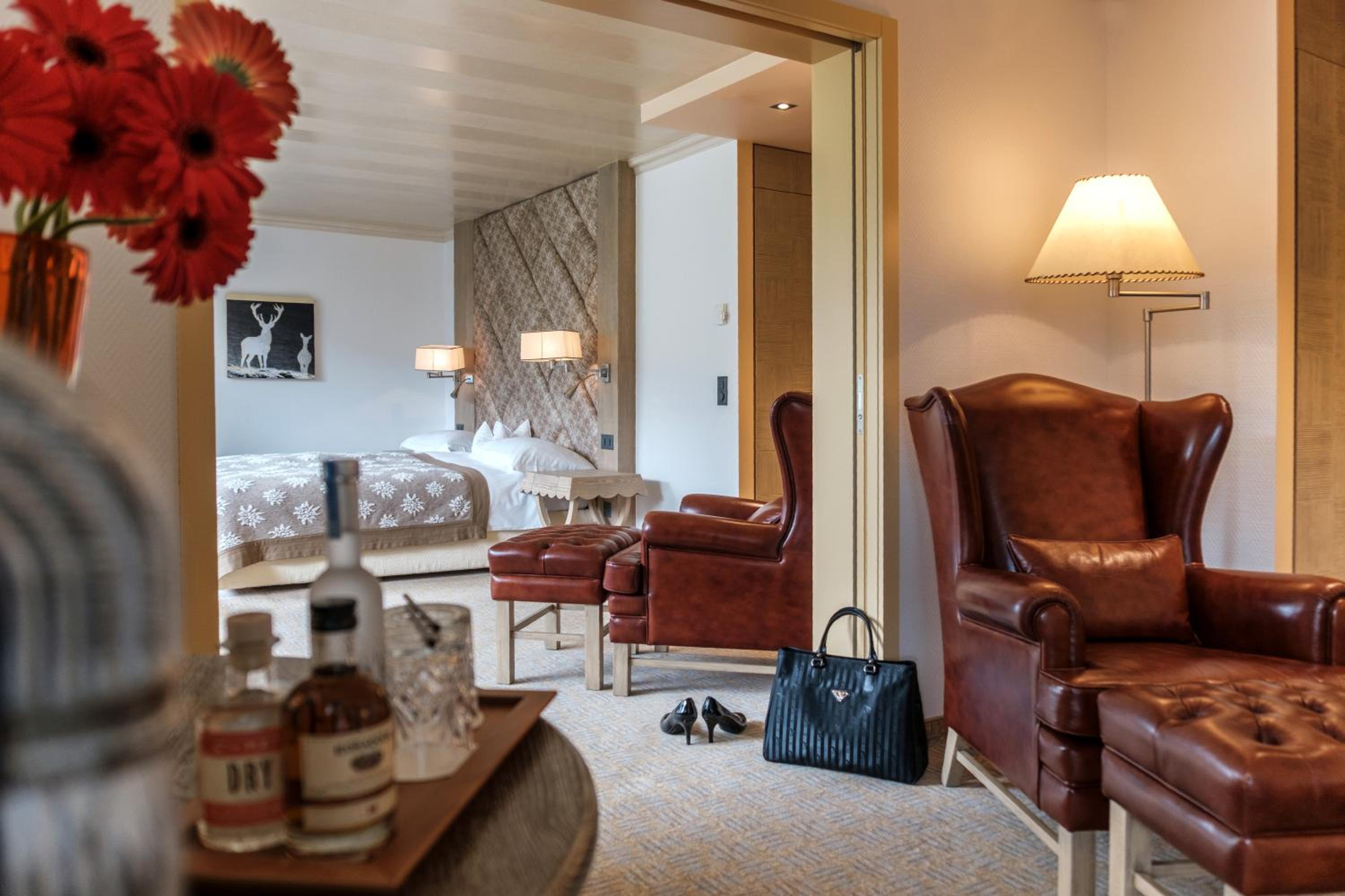Suite South Facing - Photo 1