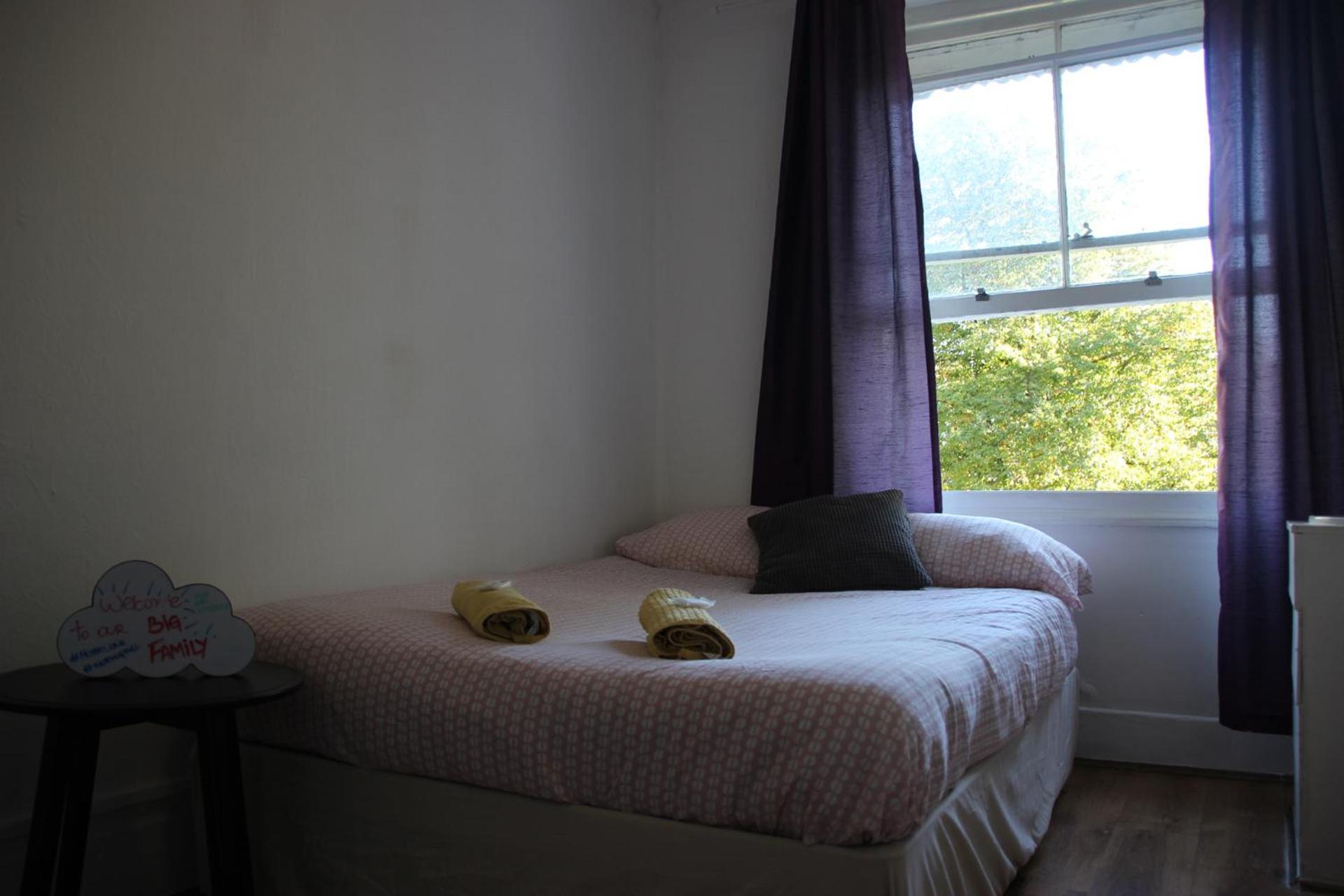 Standard Double Room (Shared Bathroom) photo 1