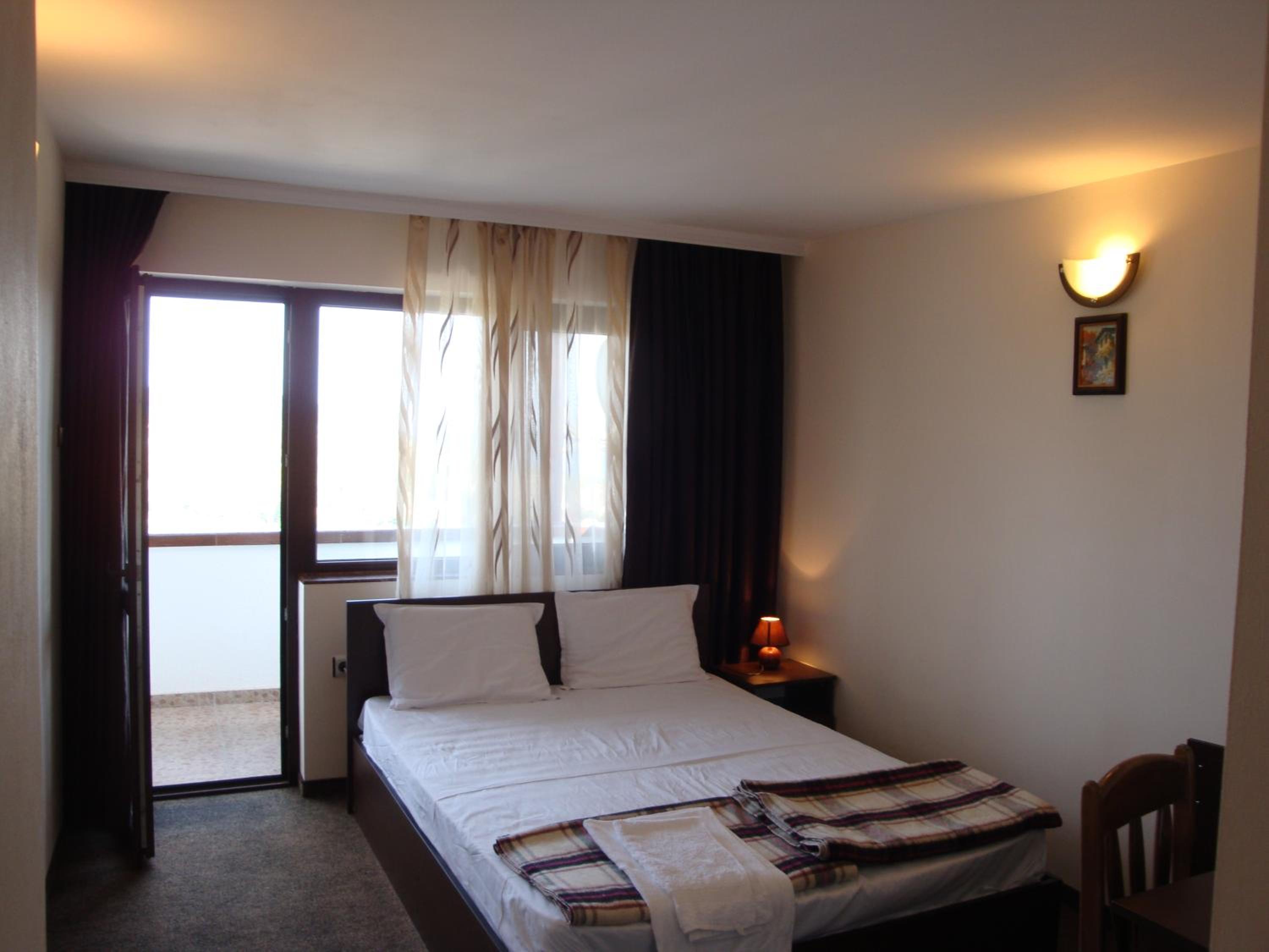 Double Room with Balcony photo 2